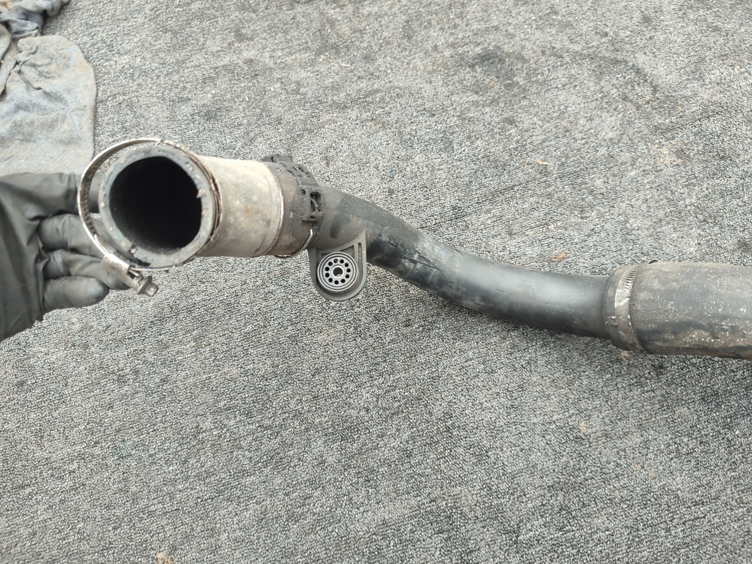 cijev prijenos interkulera VW T5 LIFT T6 Transporter 7E0145762C