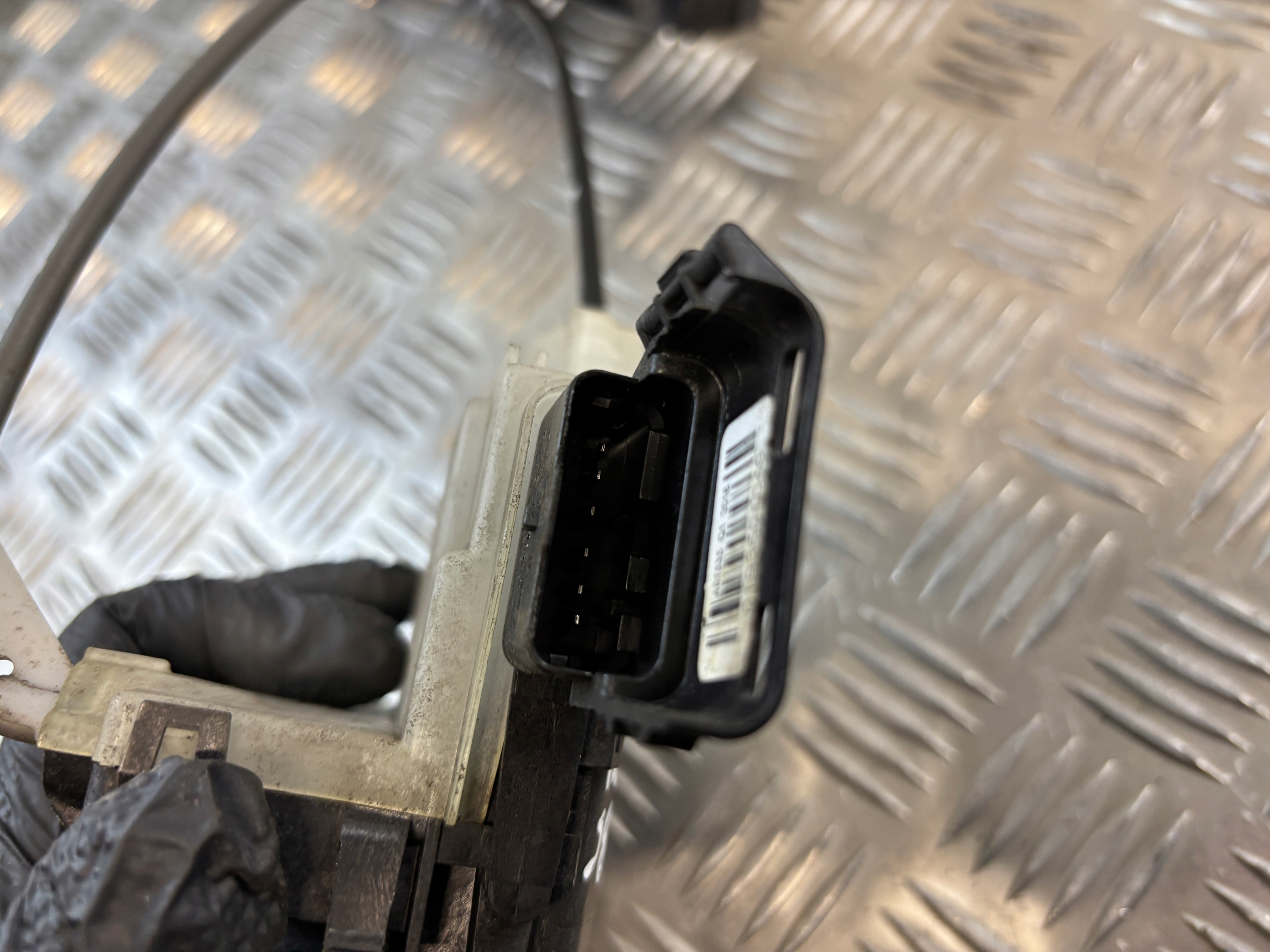lock door right front Peugeot 301 PSA767857