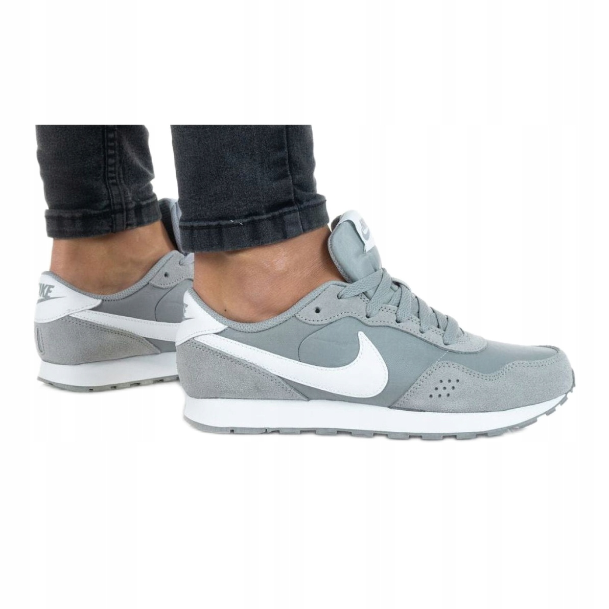 

Buty Nike Md Valiant (gs) Jr CN8558-001 r.36