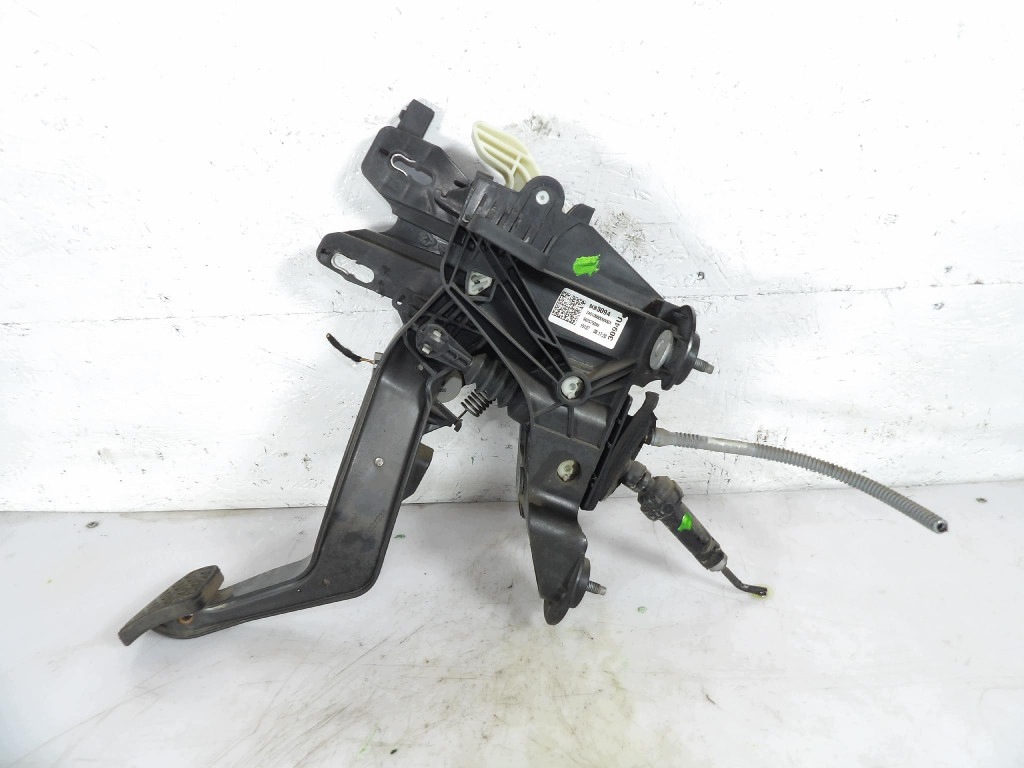 PEDAL pumpa spojky 84393094 OPEL INSIGNIA B