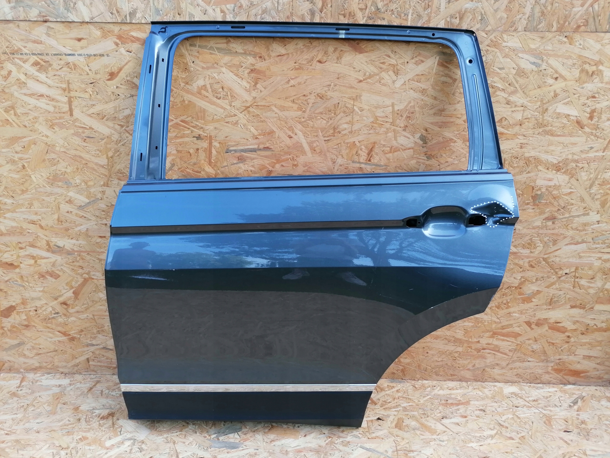 ДВЕРИ СЛЕВА ЗАДНЕЕ ЛЕВЫЙ ЗАД. VW TIGUAN 2 IInn ALLSPACE 2016-