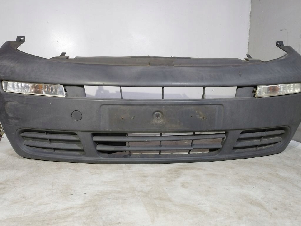 Opel Vivaro A bumper front front