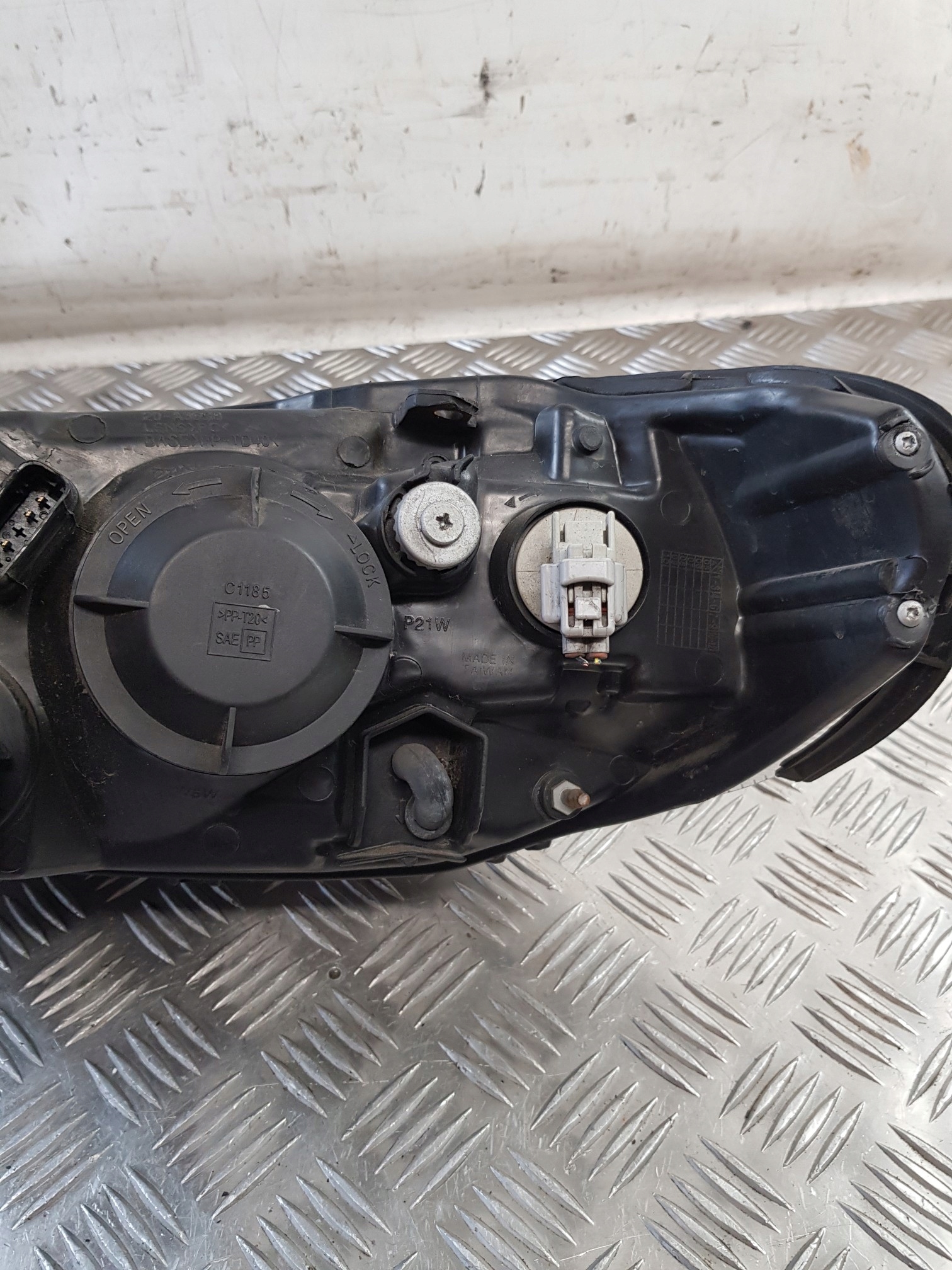 light right front TYC NISSAN ALMERA N16 LIFT