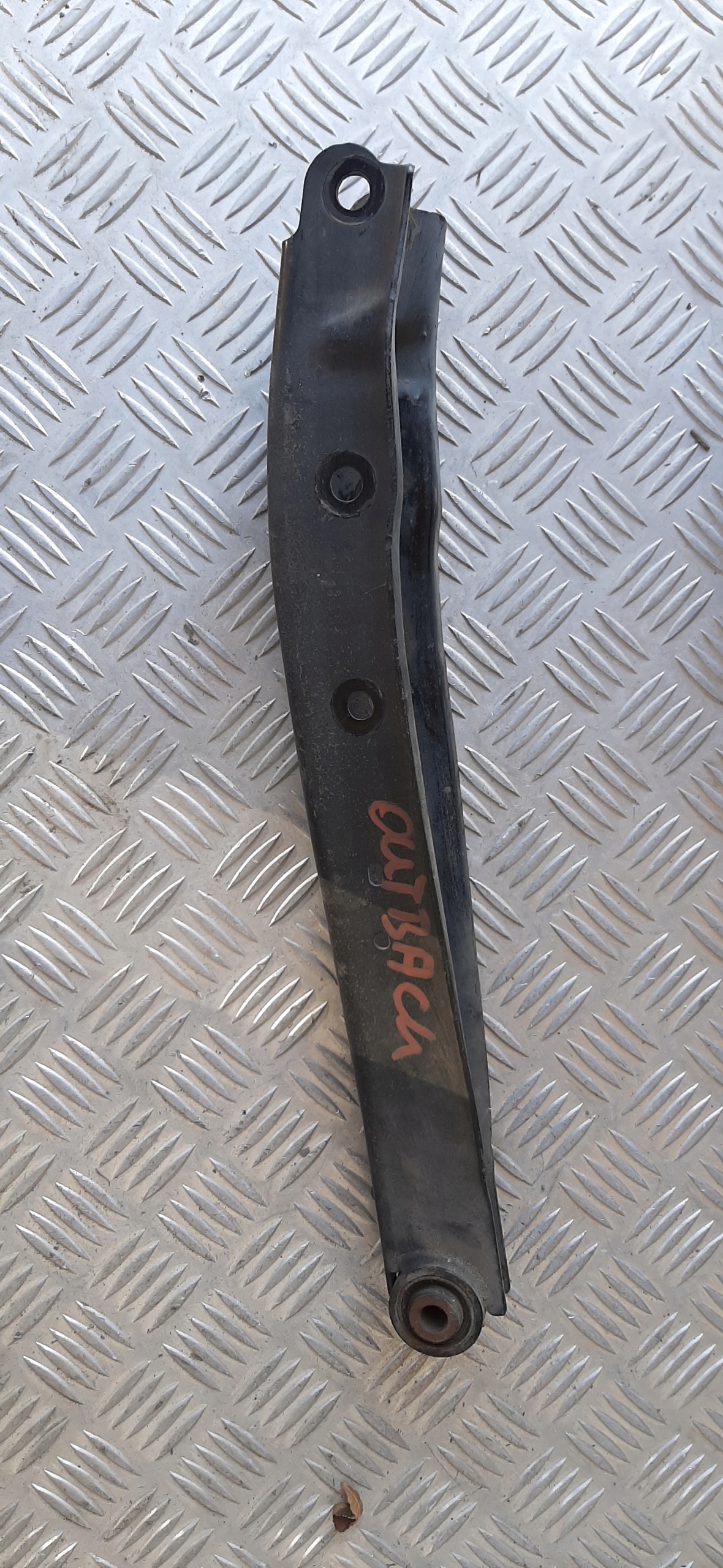 QUERLENKER HINTEN LINKS SUBARU OUTBACK 2.0 D 13R.
