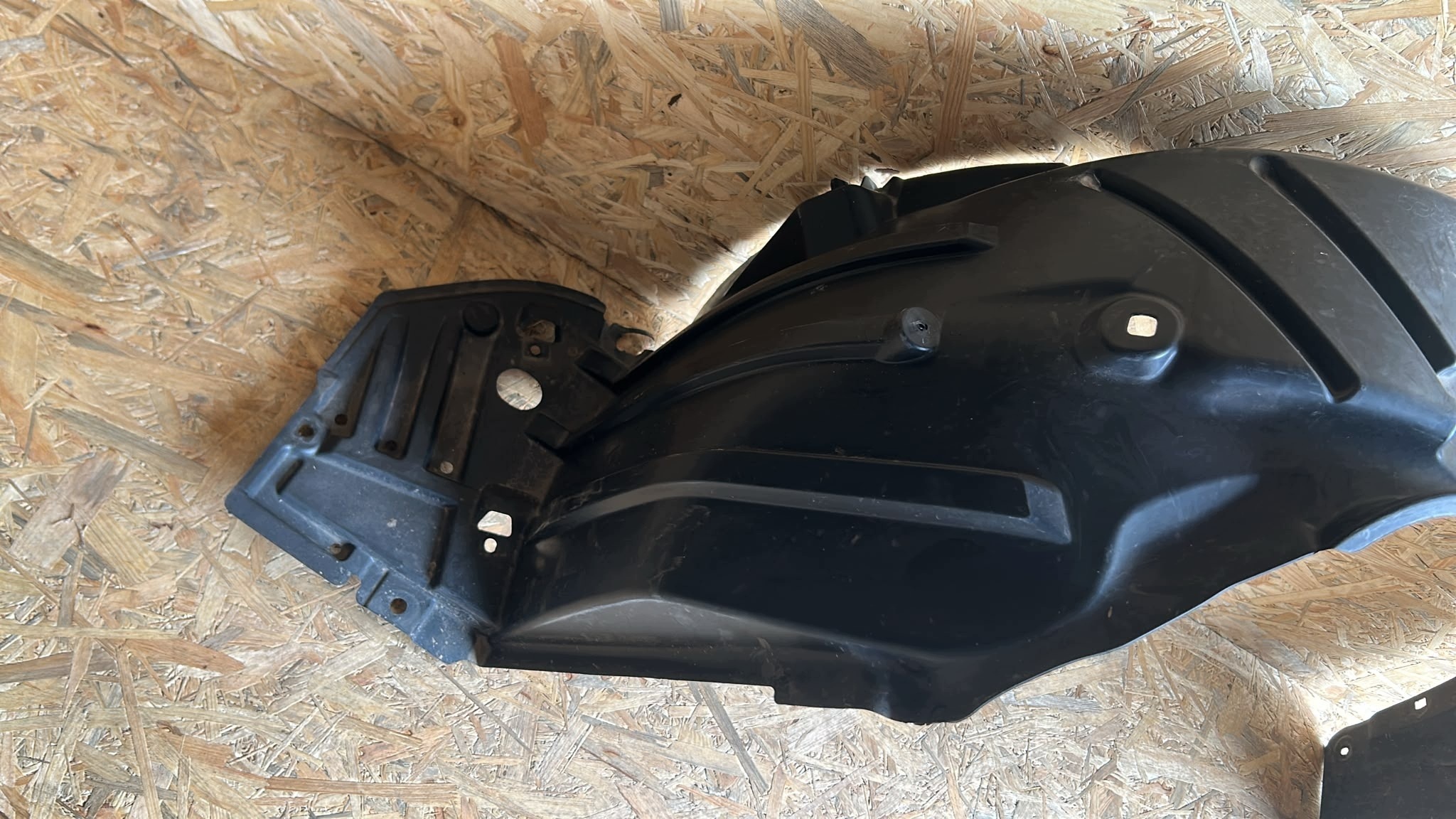 mudguard right right front front TOYOTA YARIS IV 20