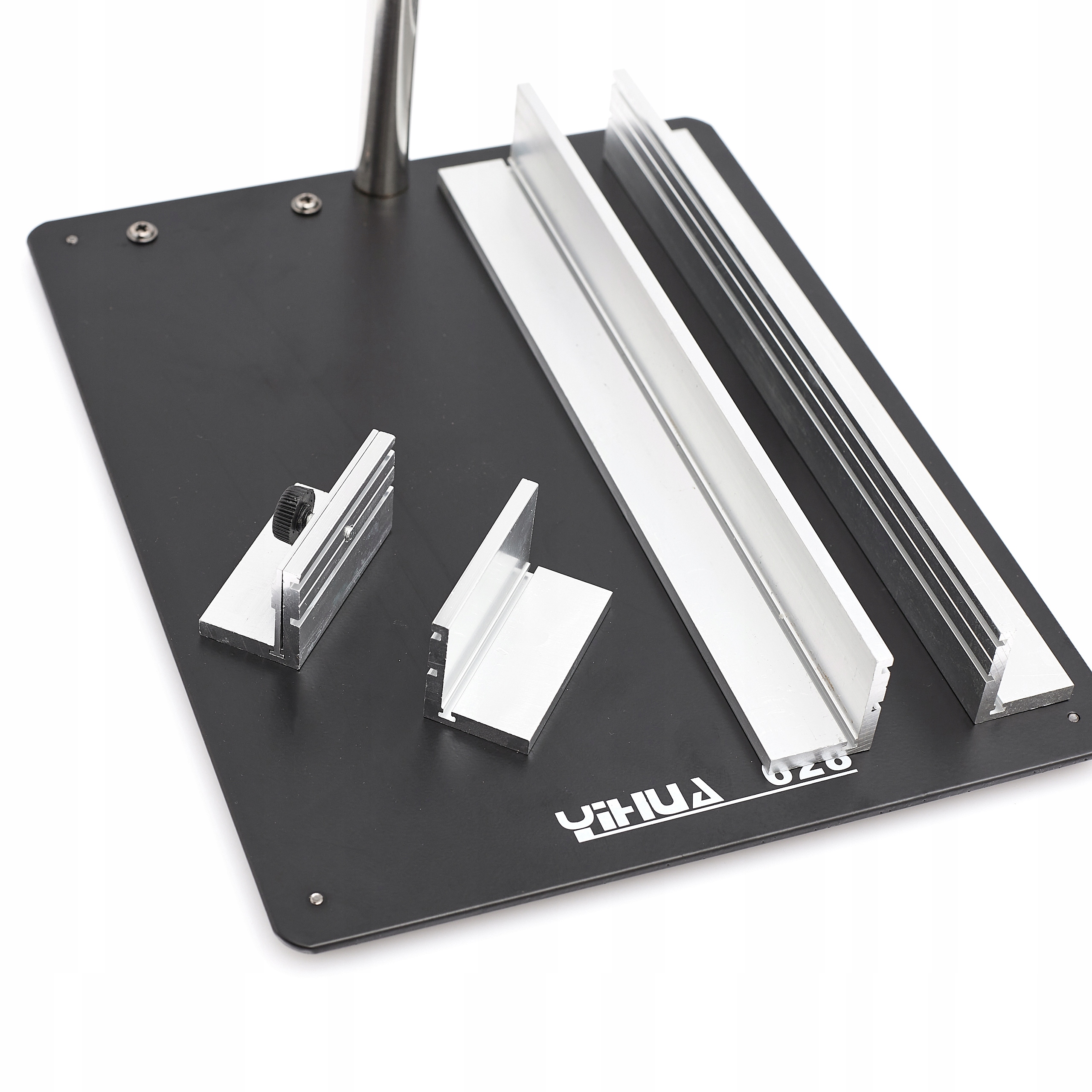 UCHWYT NA KOLBĘ HOT-AIR Z MAGNETYCZNYM STOLIKIEM Marka Techrebal