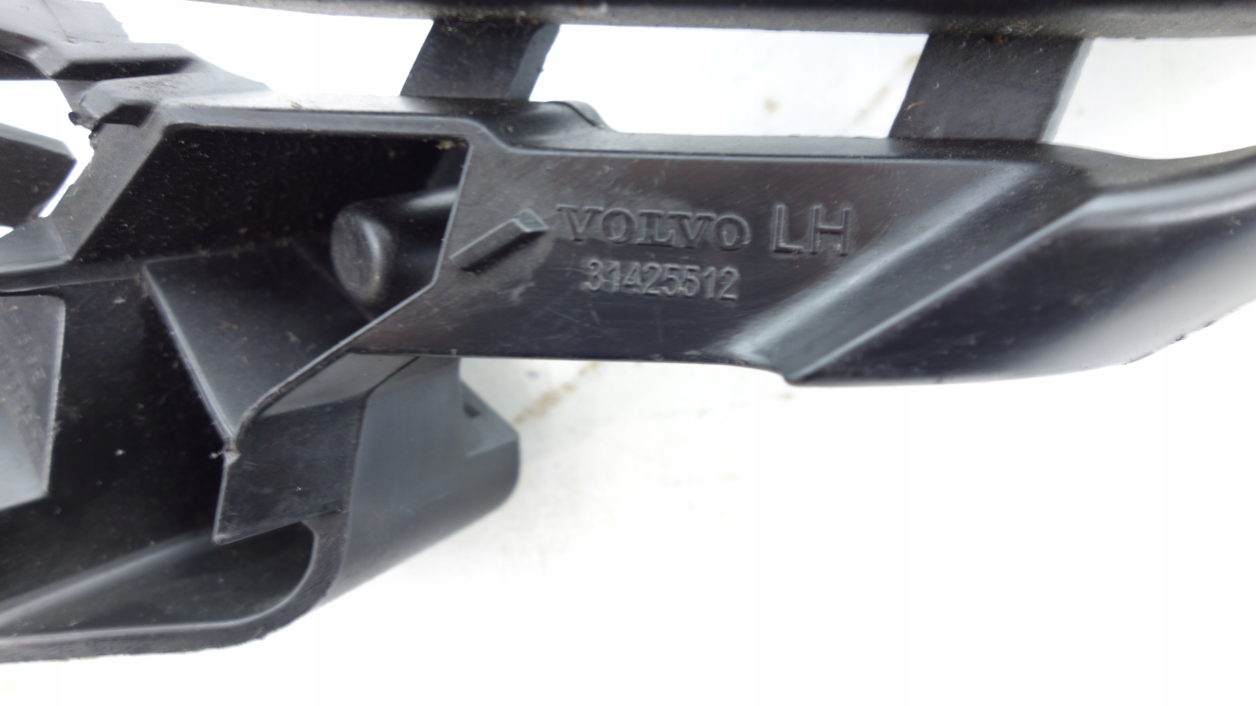 grid of a bumper left front VOLVO XC90 II 2014- 31425512