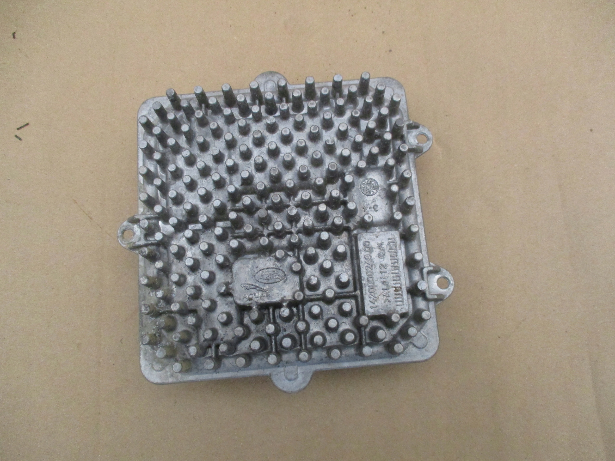 module control unit LED Jaguar E-PACE and-PACE,XE,XF J9C313E005AC