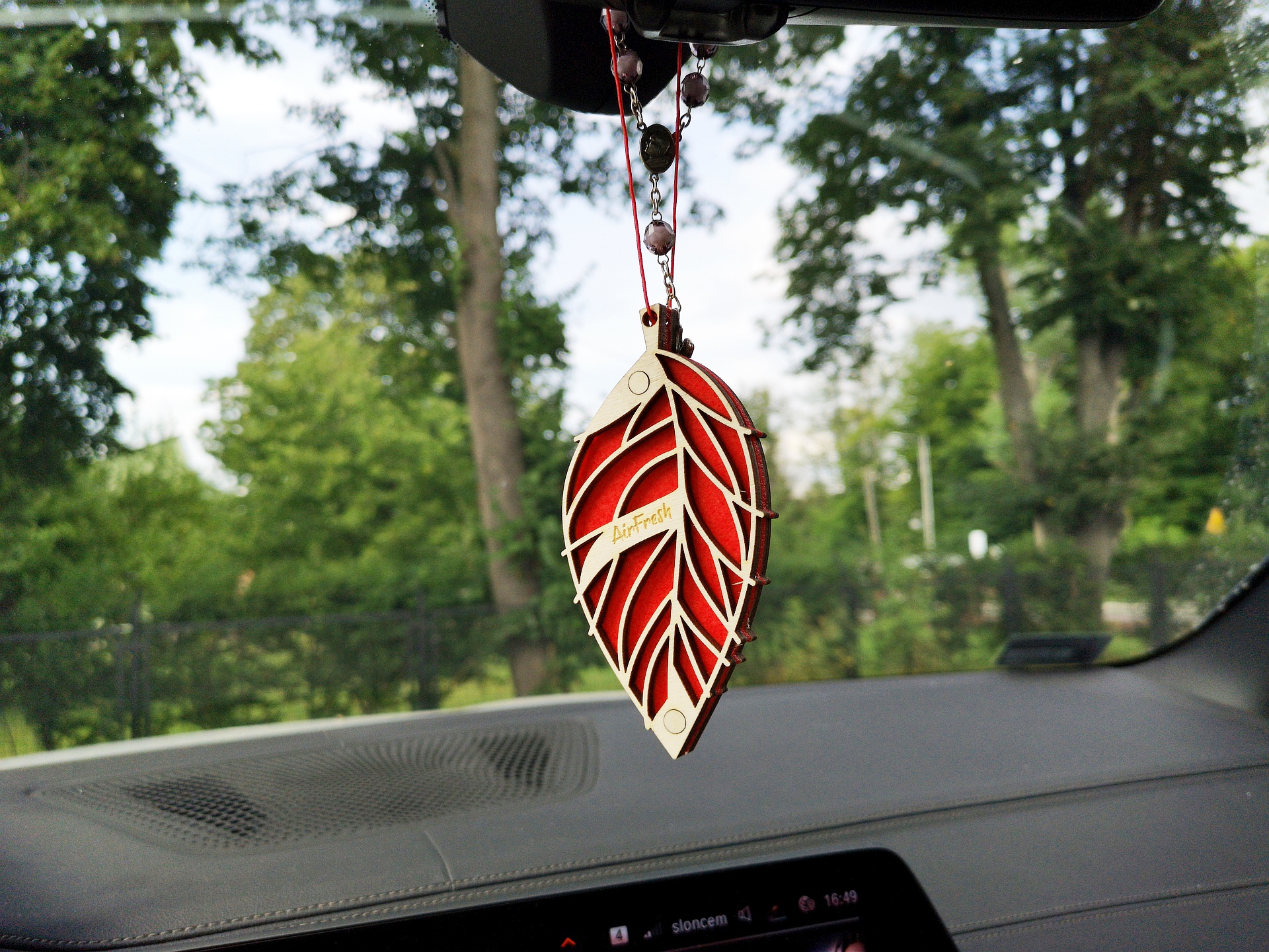 DREWNIANA ZAWIESZKA ZAPACHOWA AIRFRESH. WIŚNIA Numer katalogowy producenta Bamboo-Cherry