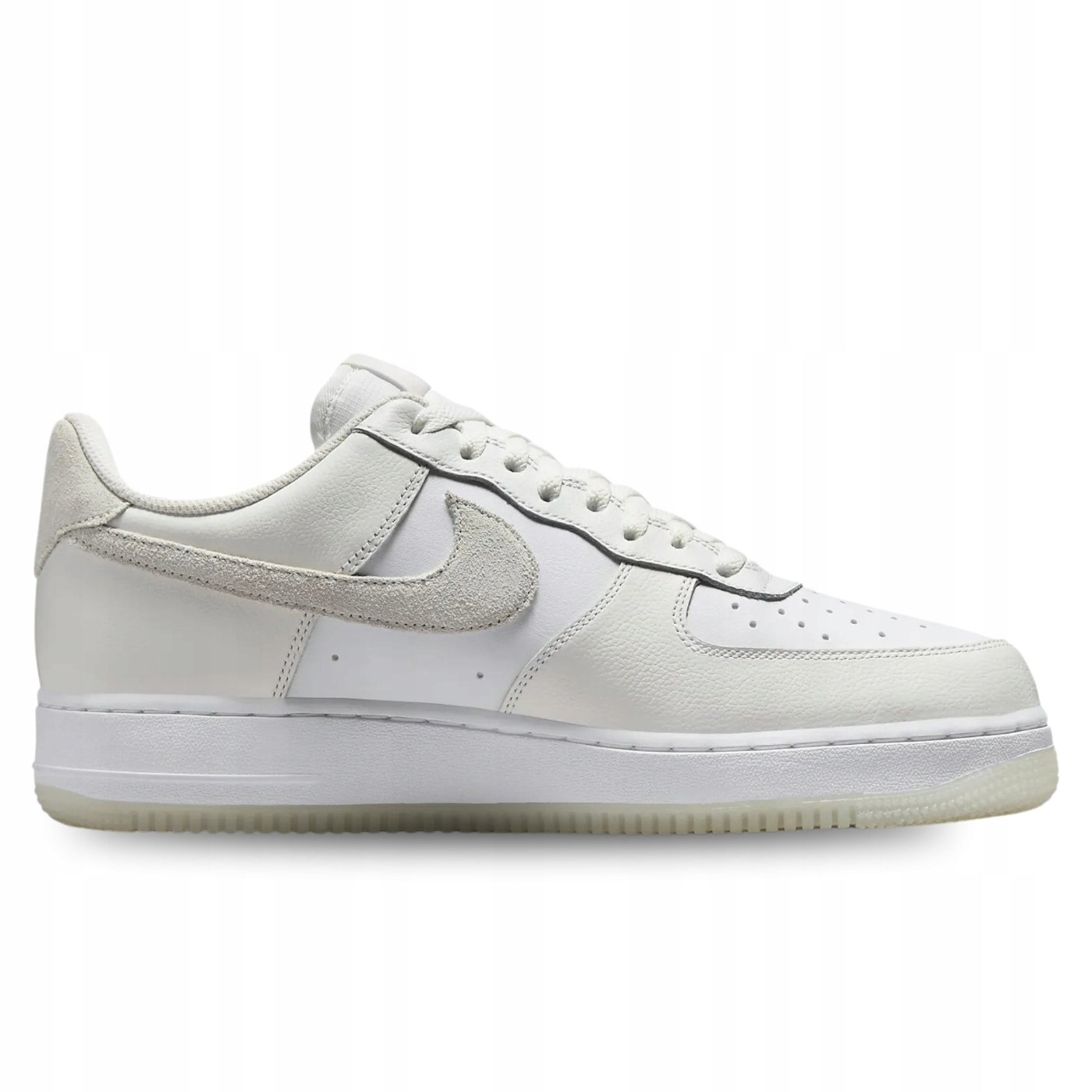 Nike Air Force 1 '07 LV8 pánské tenisky bílá velikost 40