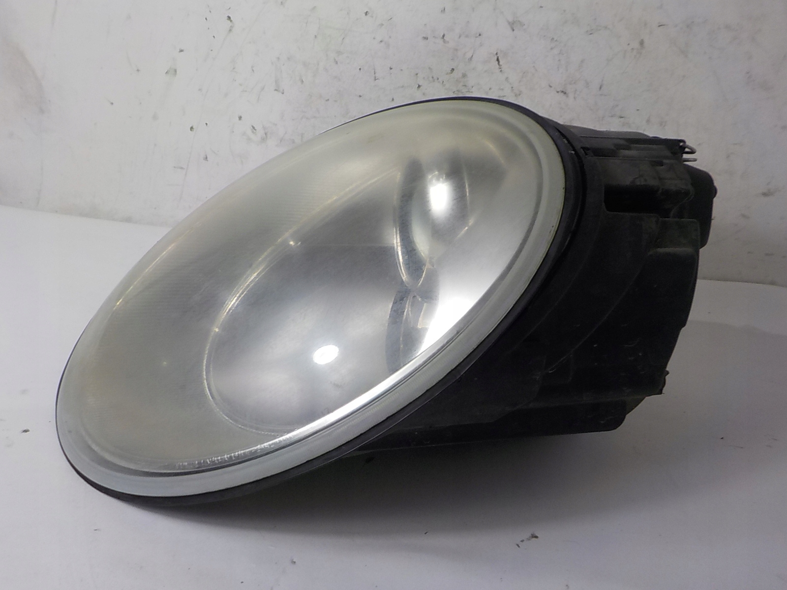 VOLKSWAGEN NEW BEETLE light left front front UK