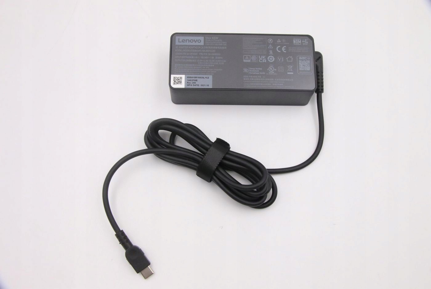 Lenovo 65W dvouportový napájecí adaptér