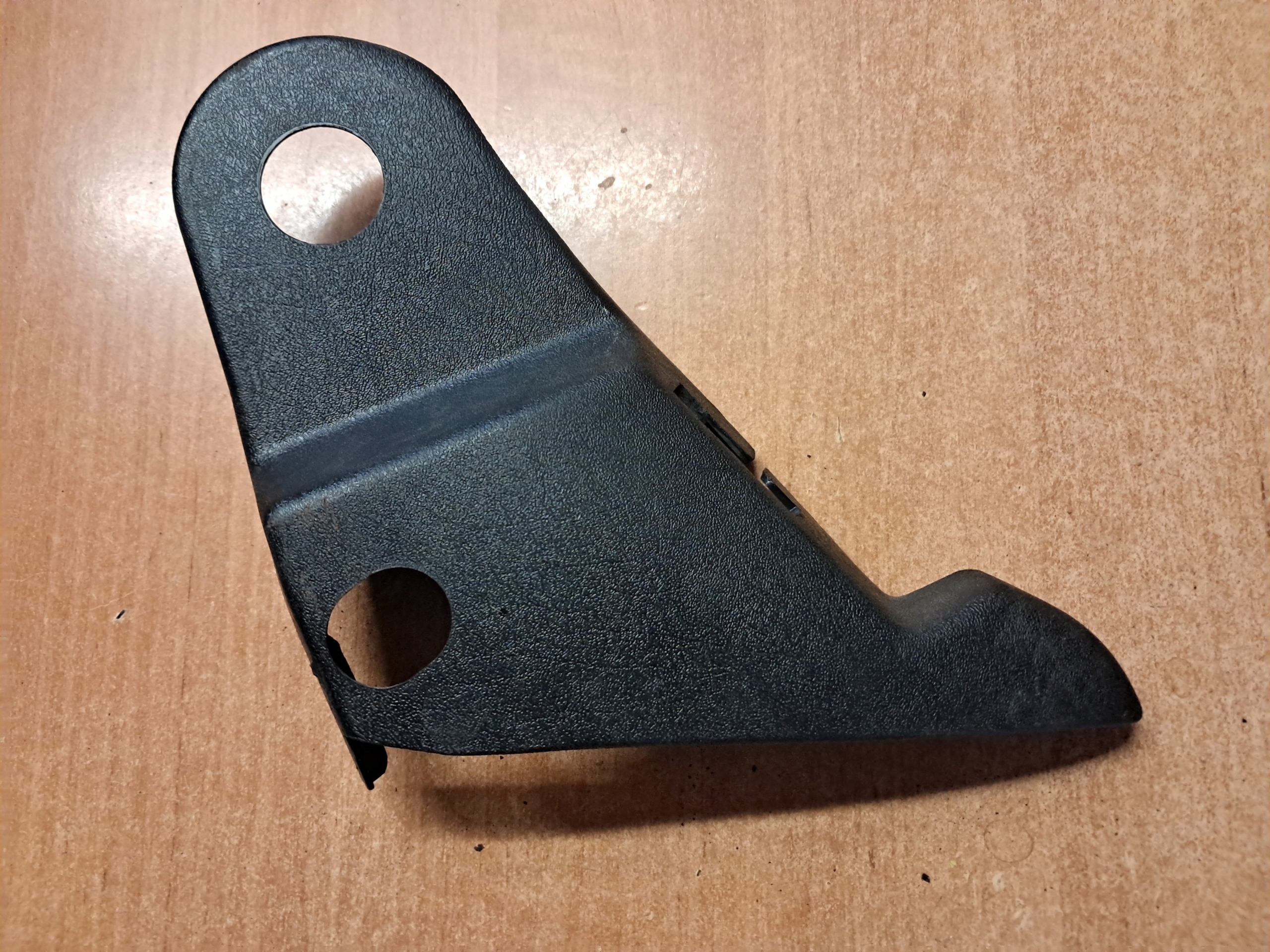 cover seat left front black MERCEDES W201 190 2019180330