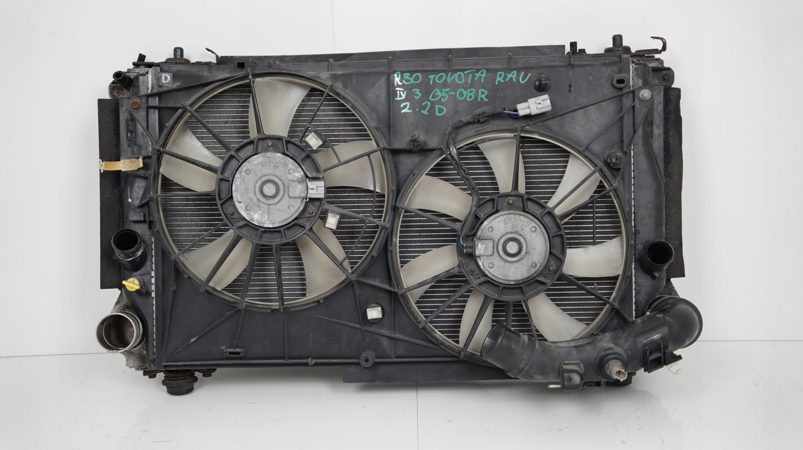 KOMPLET CHŁODNIC TOYOTA RAV4 III 05-08R 2.2D Typ samochodu Samochody osobowe