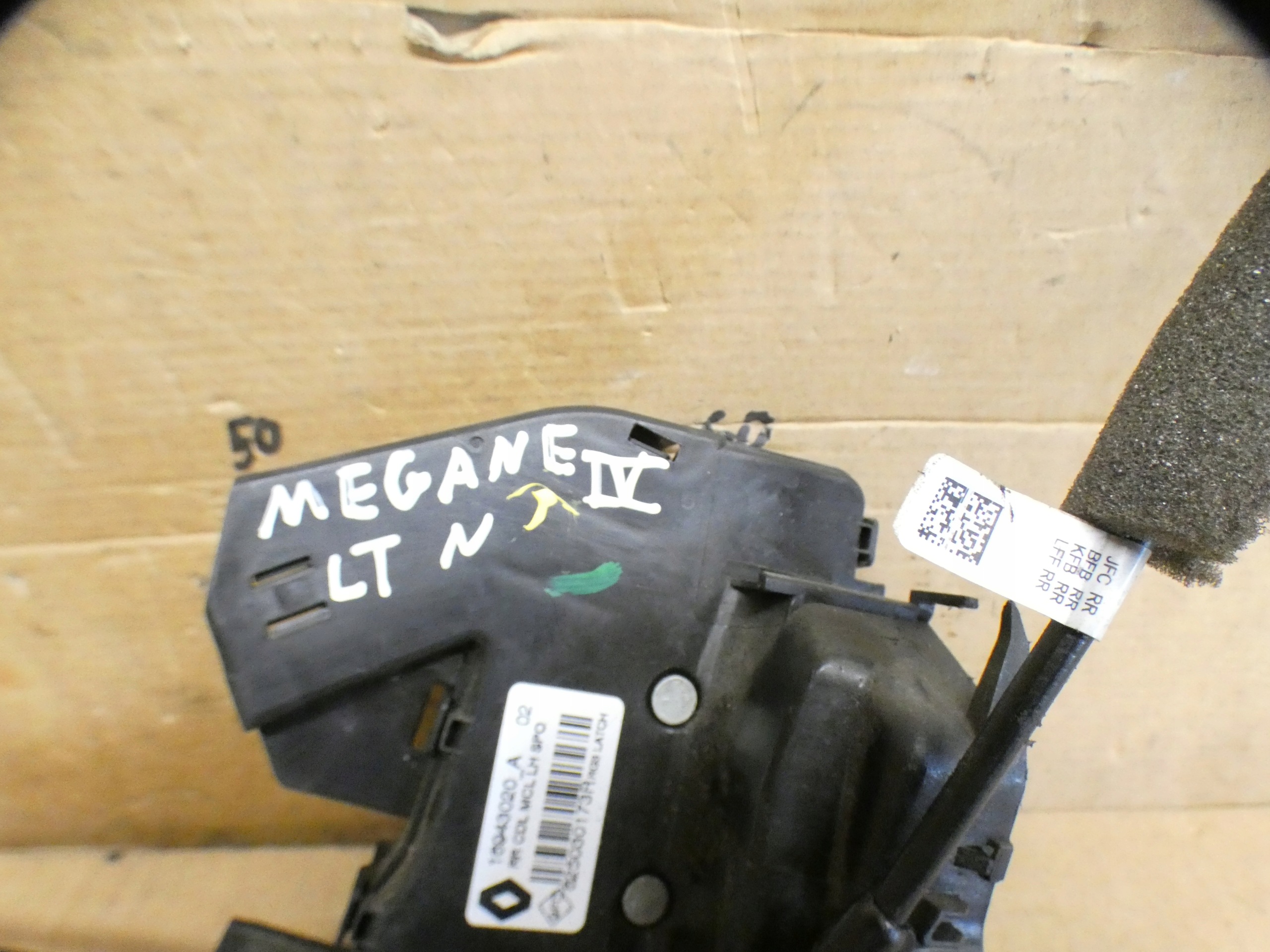 lock door rear rear part side left Renault Megane IV 16943020A