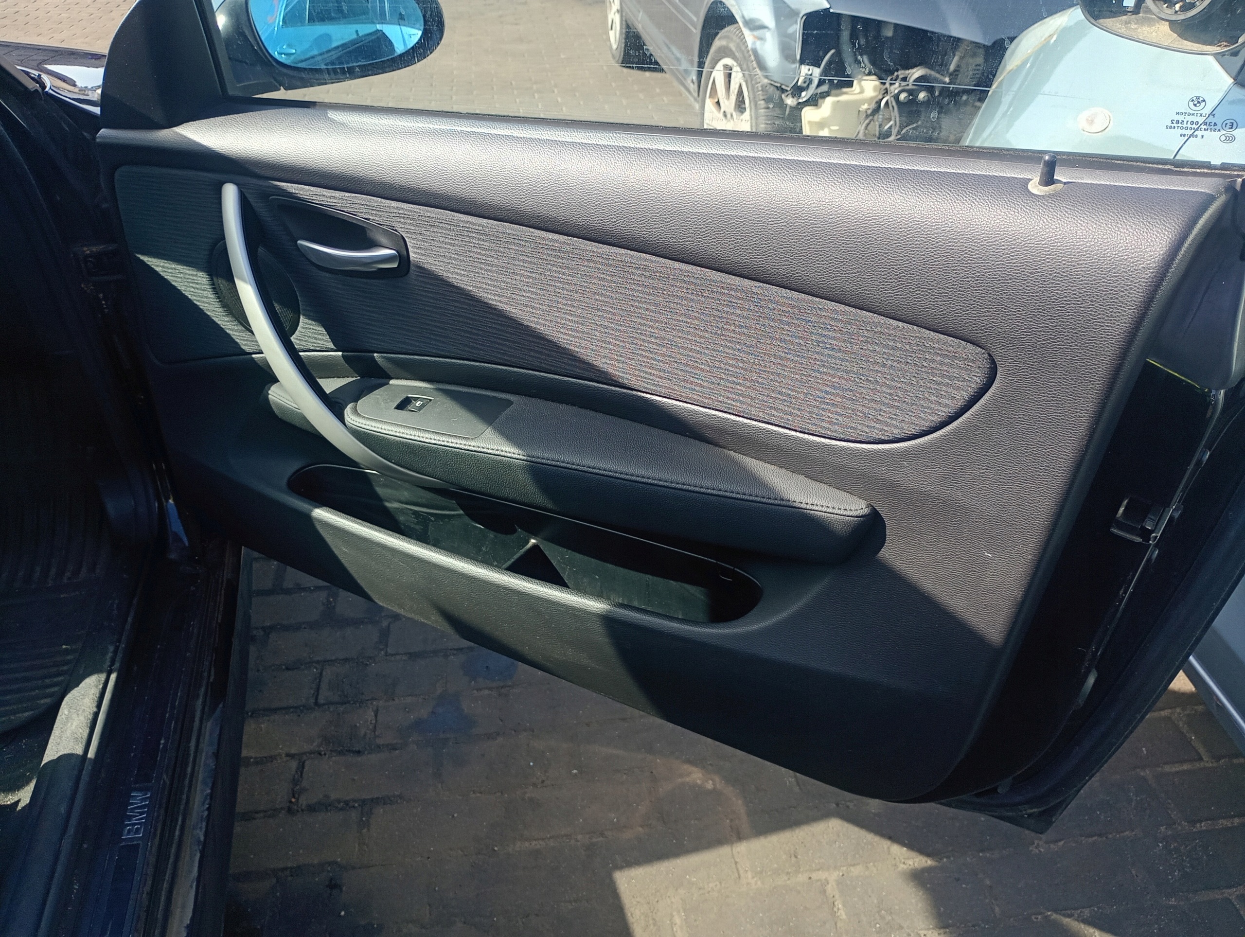 upholstery right side right front BMW 1 and E81 07-11