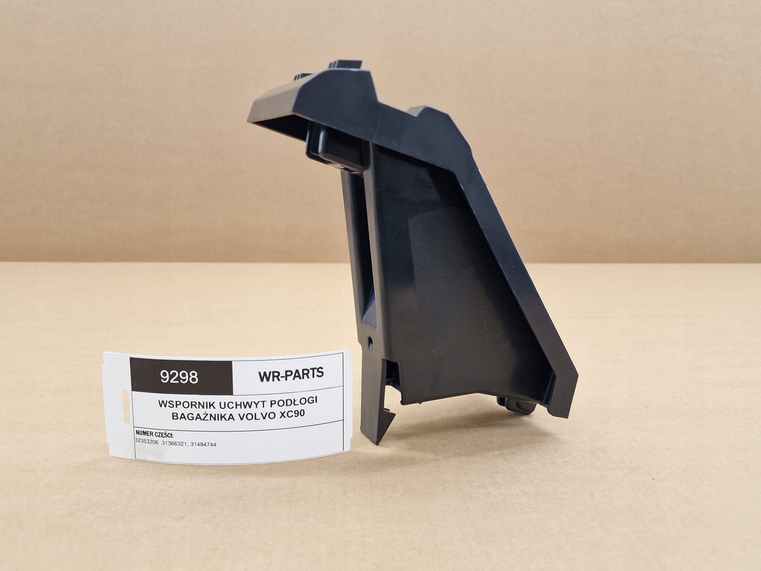 console bracket of the floor boot VOLVO XC90 II