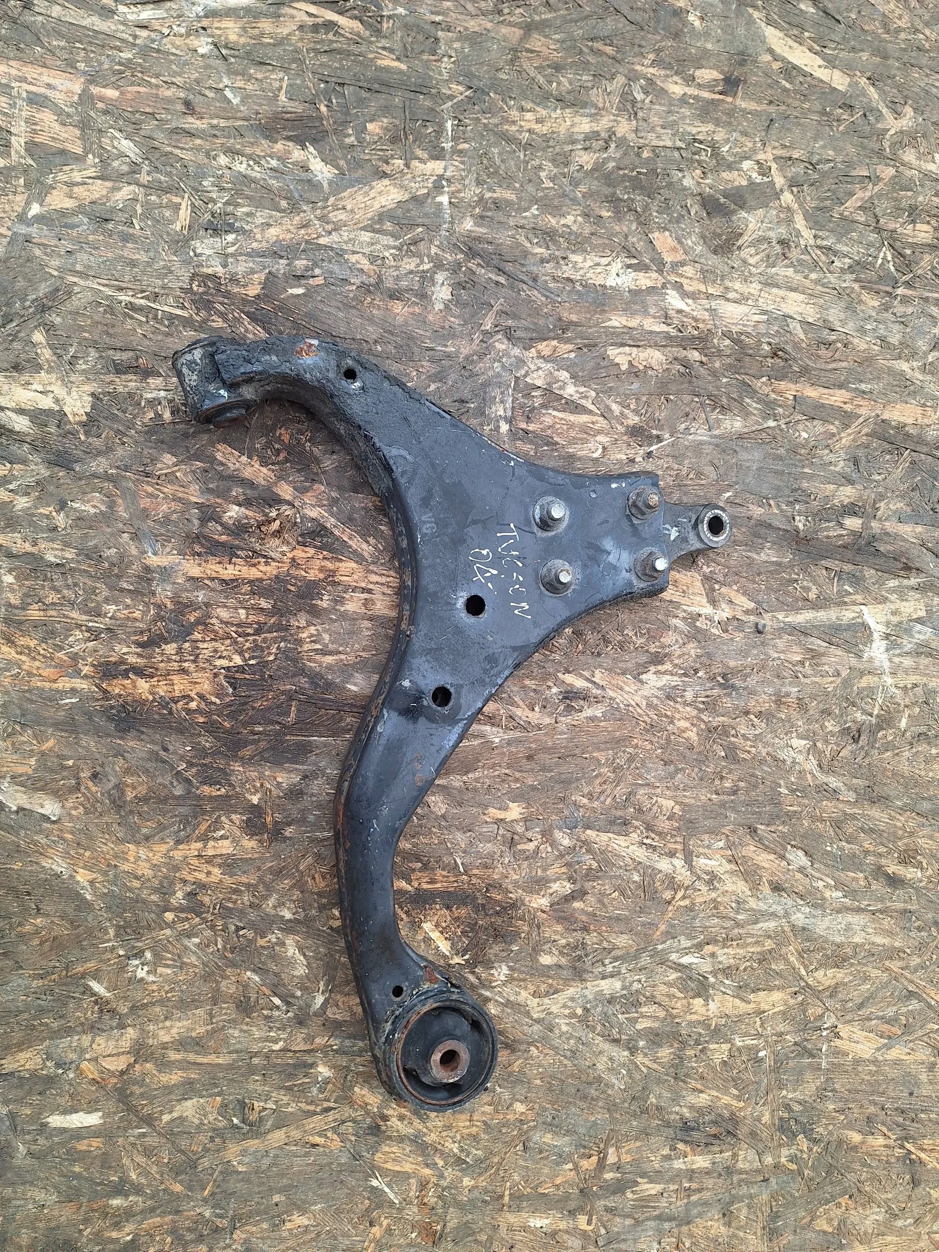 arm front right KIA Sportage Hyundai Tucson 04-10