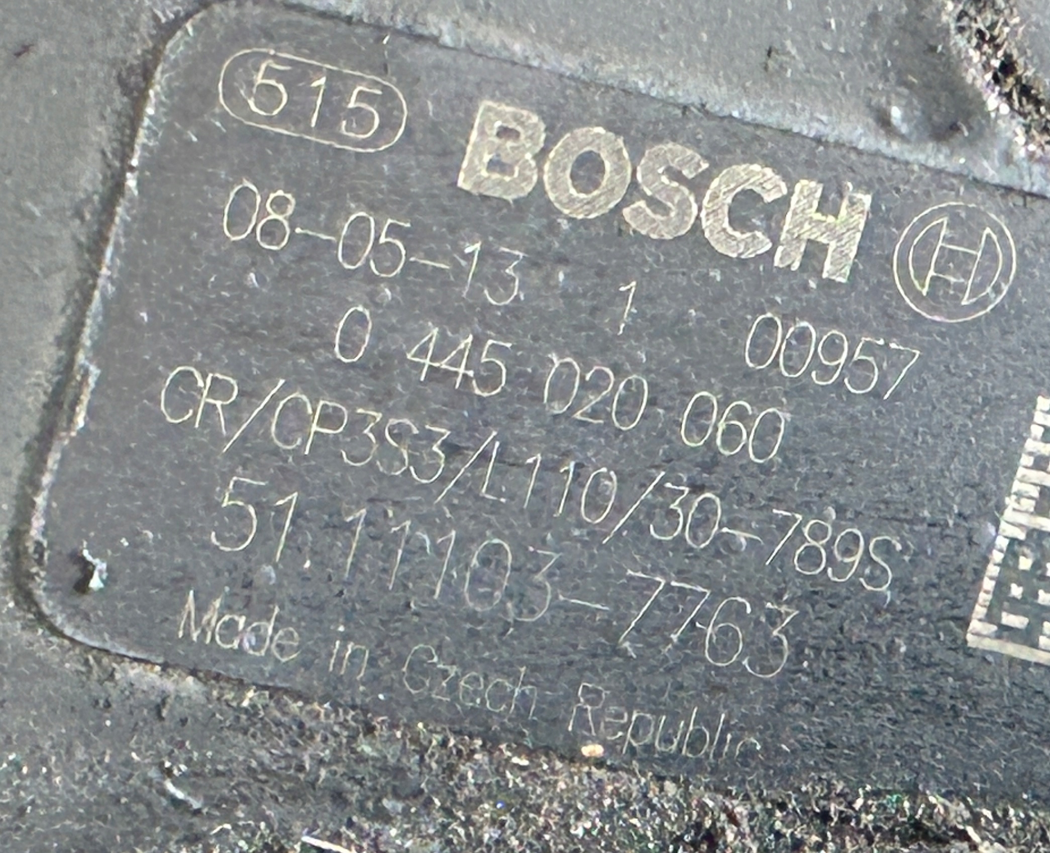 Einspritzpumpe Blende Abdeckung MAN TGL TGM 51111037763