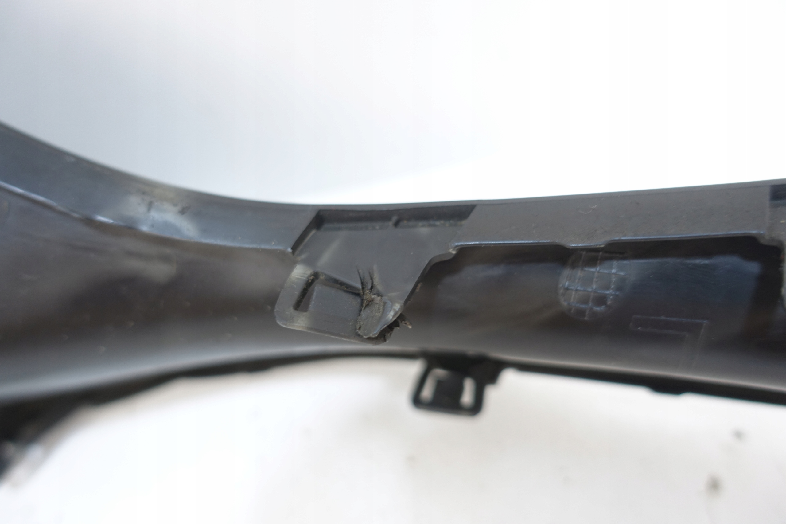 SUZUKI SWIFT MK8 2017- grille grid of a bumper left front 71761-52R2