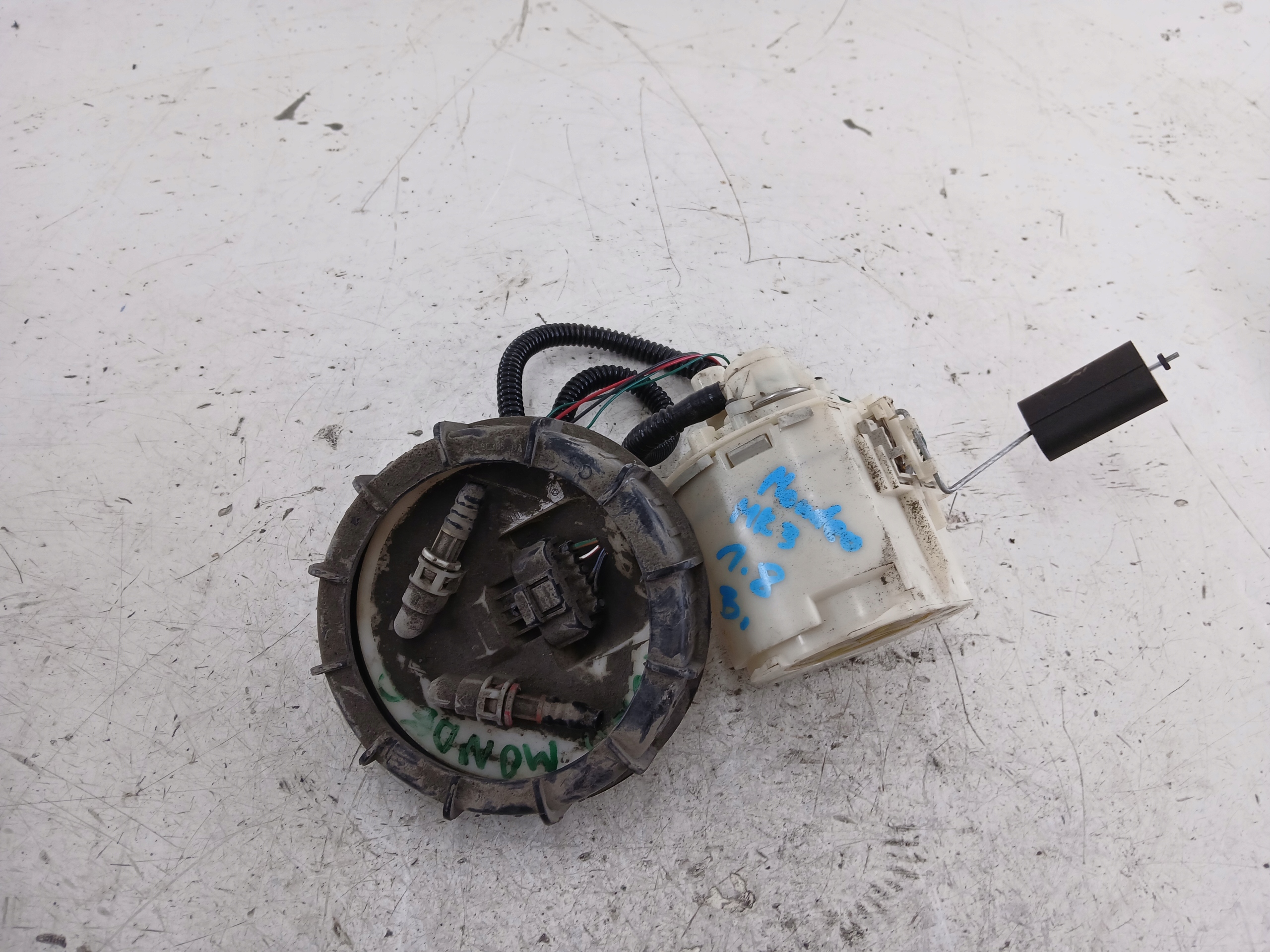 FORD MONDEO MK3 1.8 2.0 feed pump