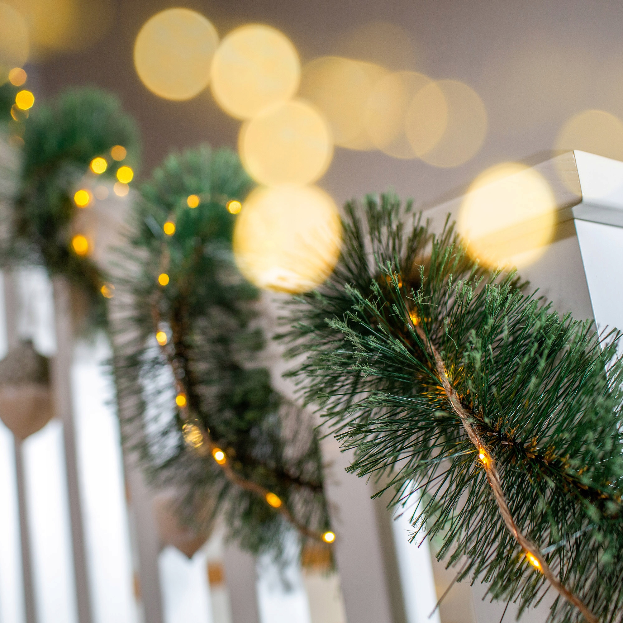 GIRLANDA CHOINKOWA ŚWIĄTECZNA 500 CM SZTUCZNA Marka Kadax