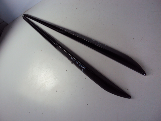 МОЛДИНГИ, НАКЛАДКИ ПОРОГА AUDI A1 II2a S-LINE 20 R