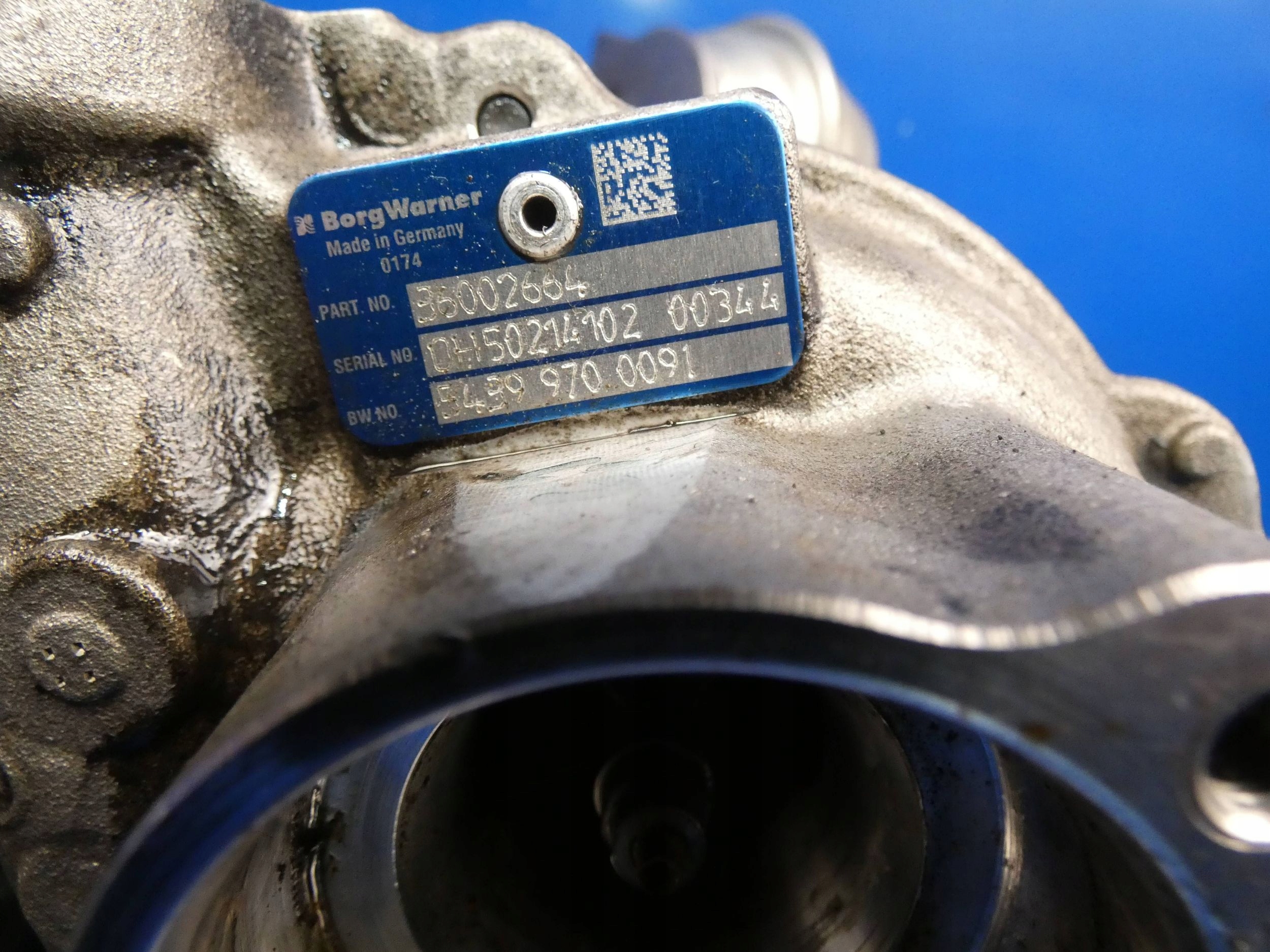 VOLVO XC60 e V60 S60 II 2.4 D5 2.0 D3 turbo TURBINA
