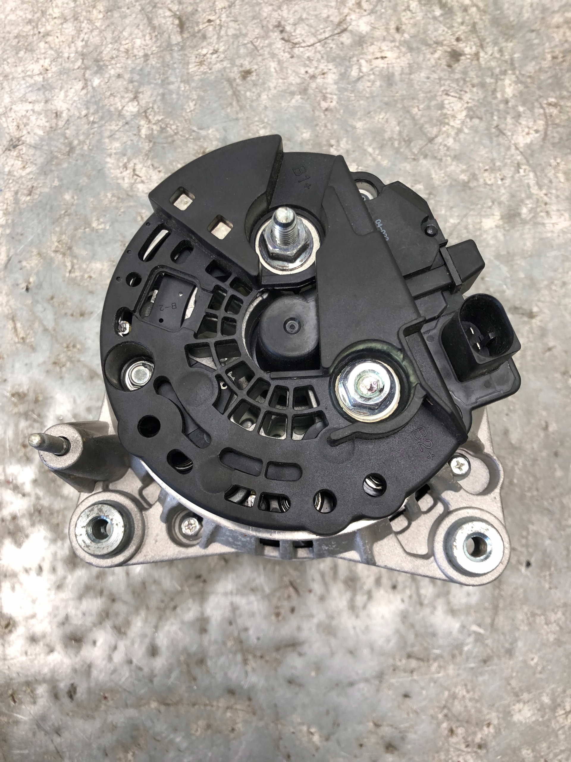ALTERNATOR HELLA VW SKODA AUDI 8EL011710