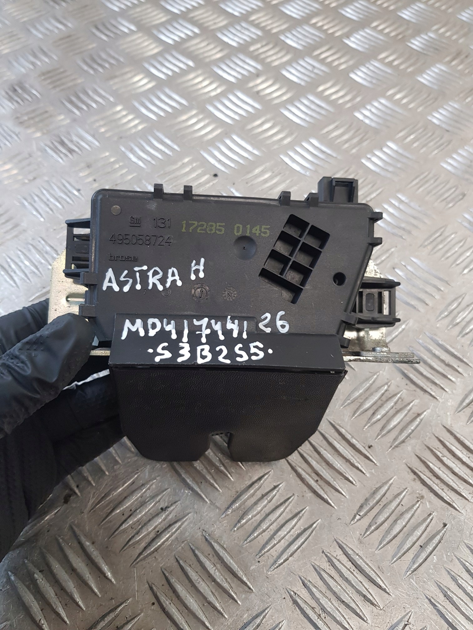 lock bonnet boot OPEL ASTRA H