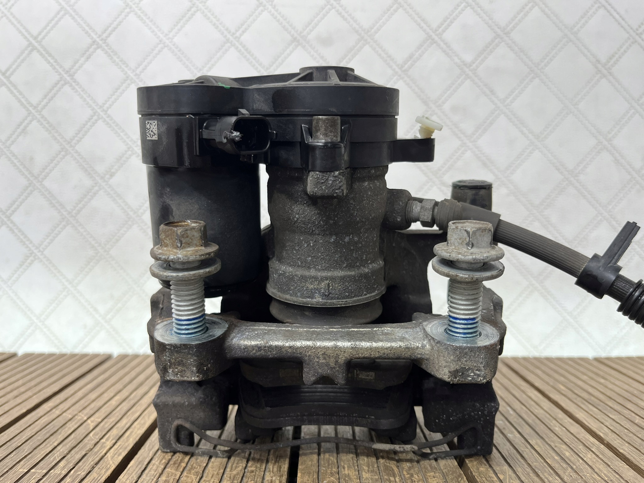 FORD MONDEO MK5 14-22 caliper brake rear left JG9C-2D250-A OE