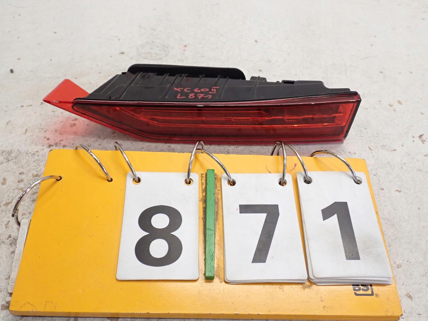 light rear part rear right VOLVO XC60 II 2017- 31446620