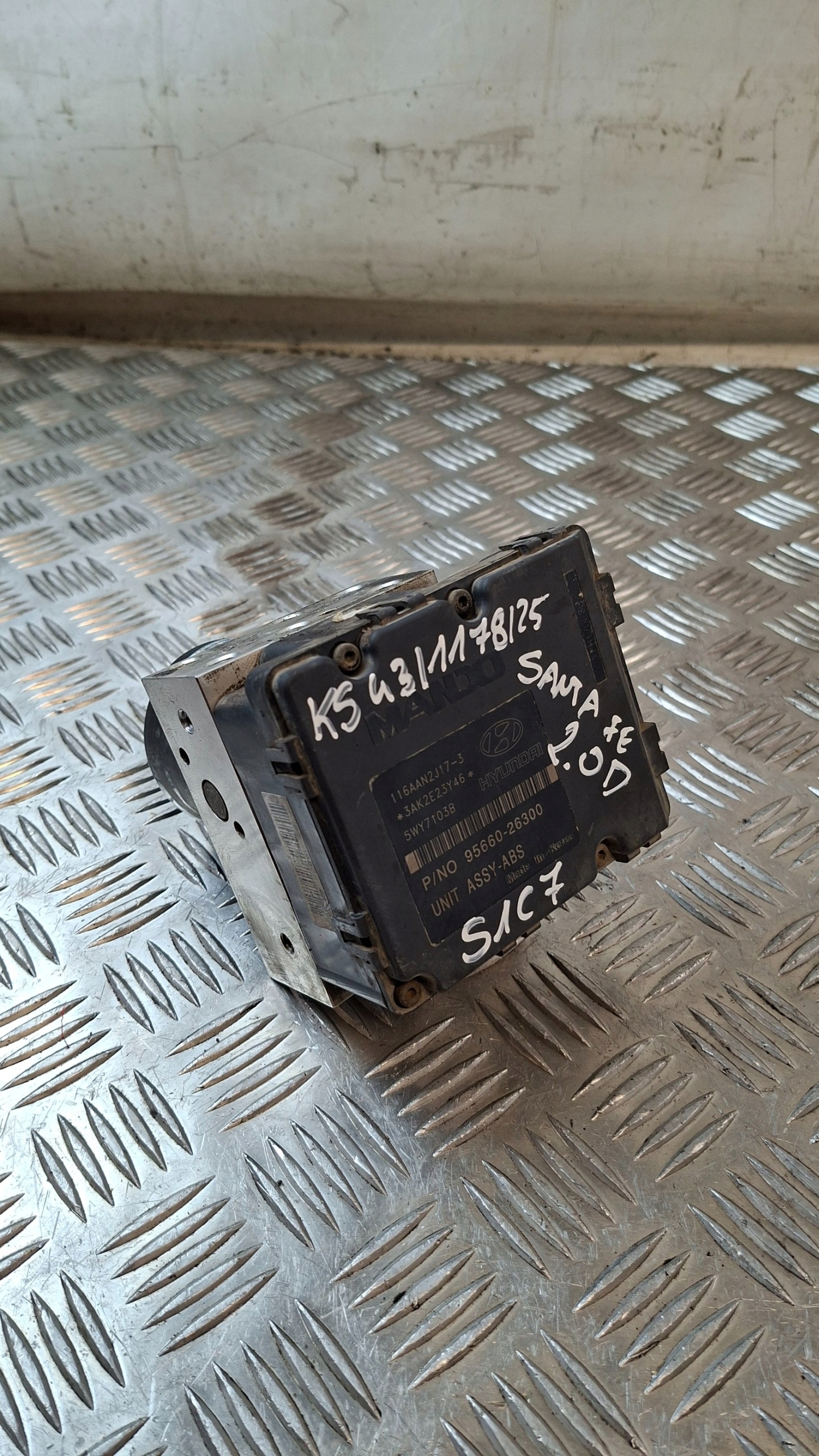 pump ABS HYUNDAI SANTA FE 2.0D