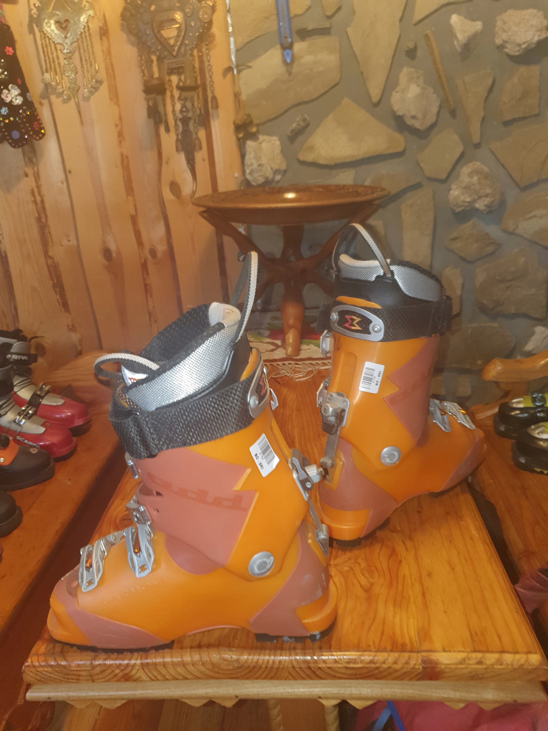 GARMONT femme argon nr.25 eu.39 dł.skorupy 295mm dł.wkładki 250mm Model femme argon