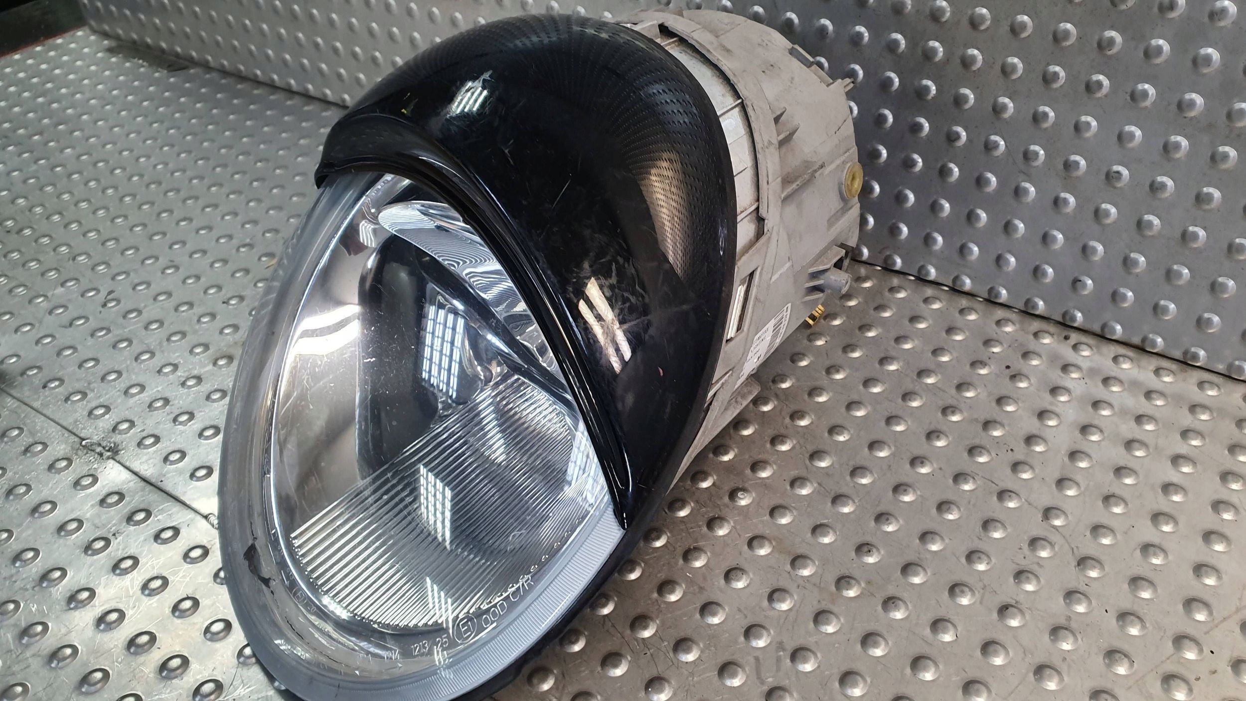light front right VW NEW BEETLE 97