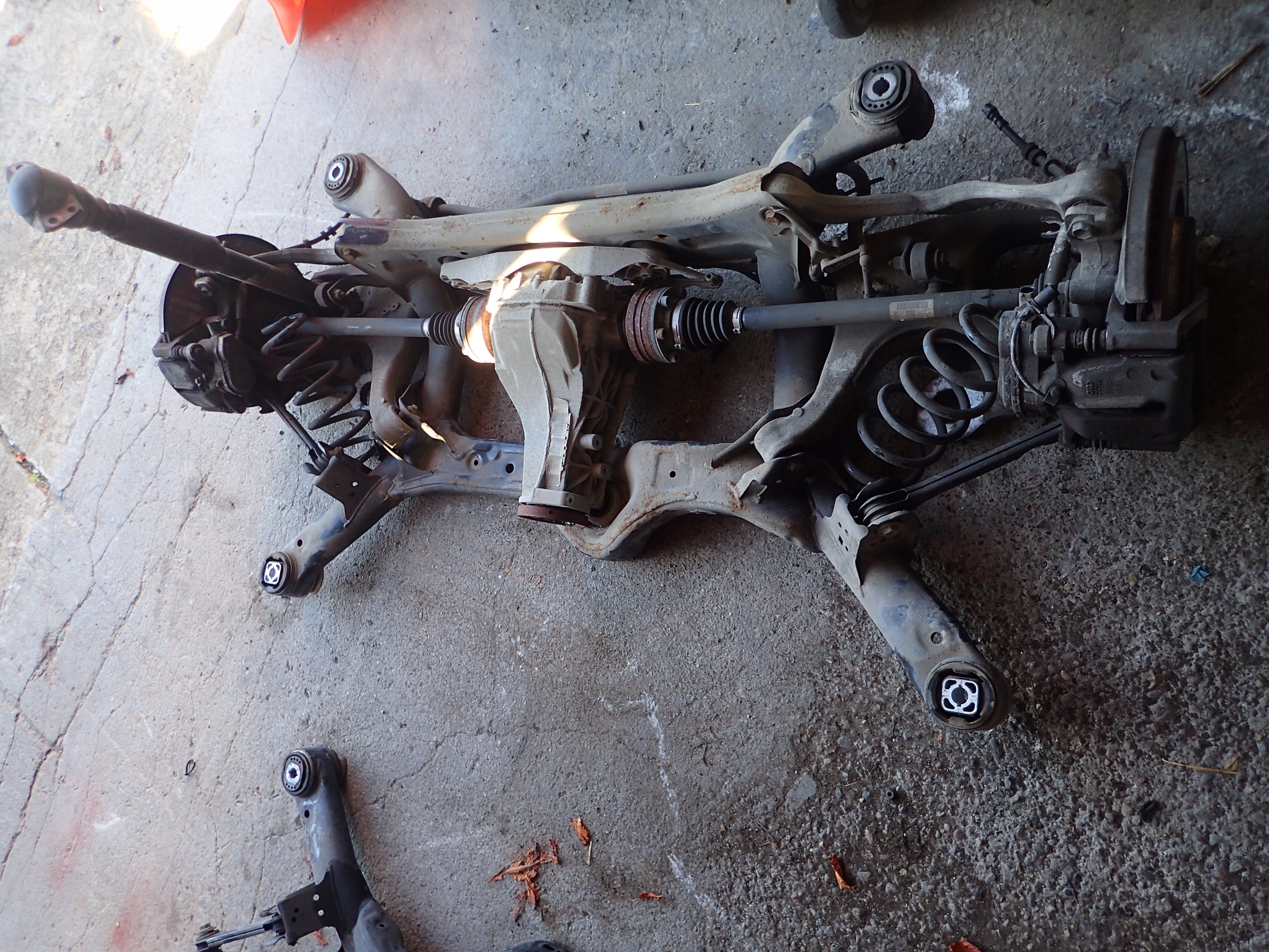 AUDI A6 C7 4G5 ZAWIESZENIE TYŁ TYLNE ŁAWA WÓZEK