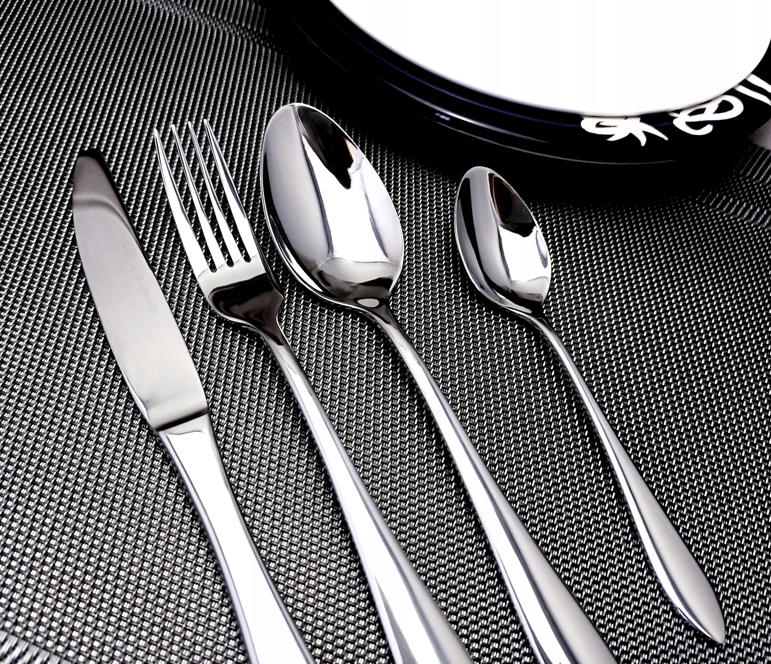 ZESTAW KOMPLET SZTUĆCÓW NIERDZEWNYCH 24 el 6os PREMIUM 18/10 POŁYSK Materiał wykonania metal