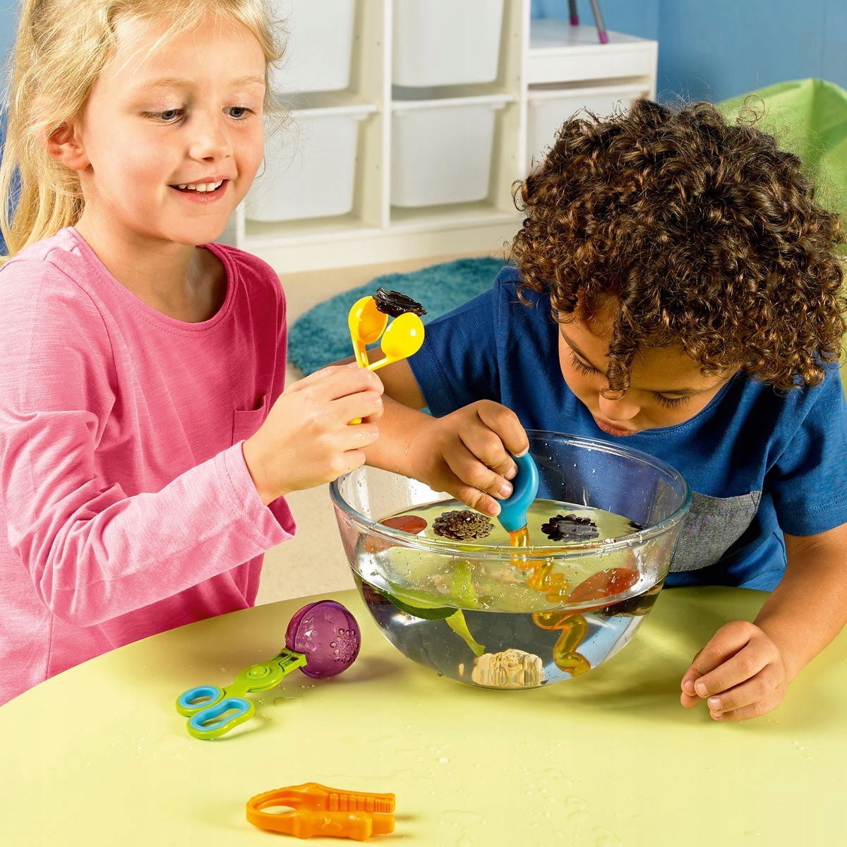 Zestaw do ćwiczenia motoryki rączek, Helping Hands Marka Learning Resources