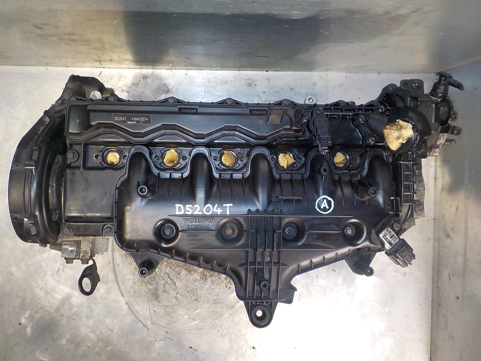 VOLVO S40 II V50 C30 C70 II engine 2.0 D D4 177 KM D5204T 2009-2013 121 thousand