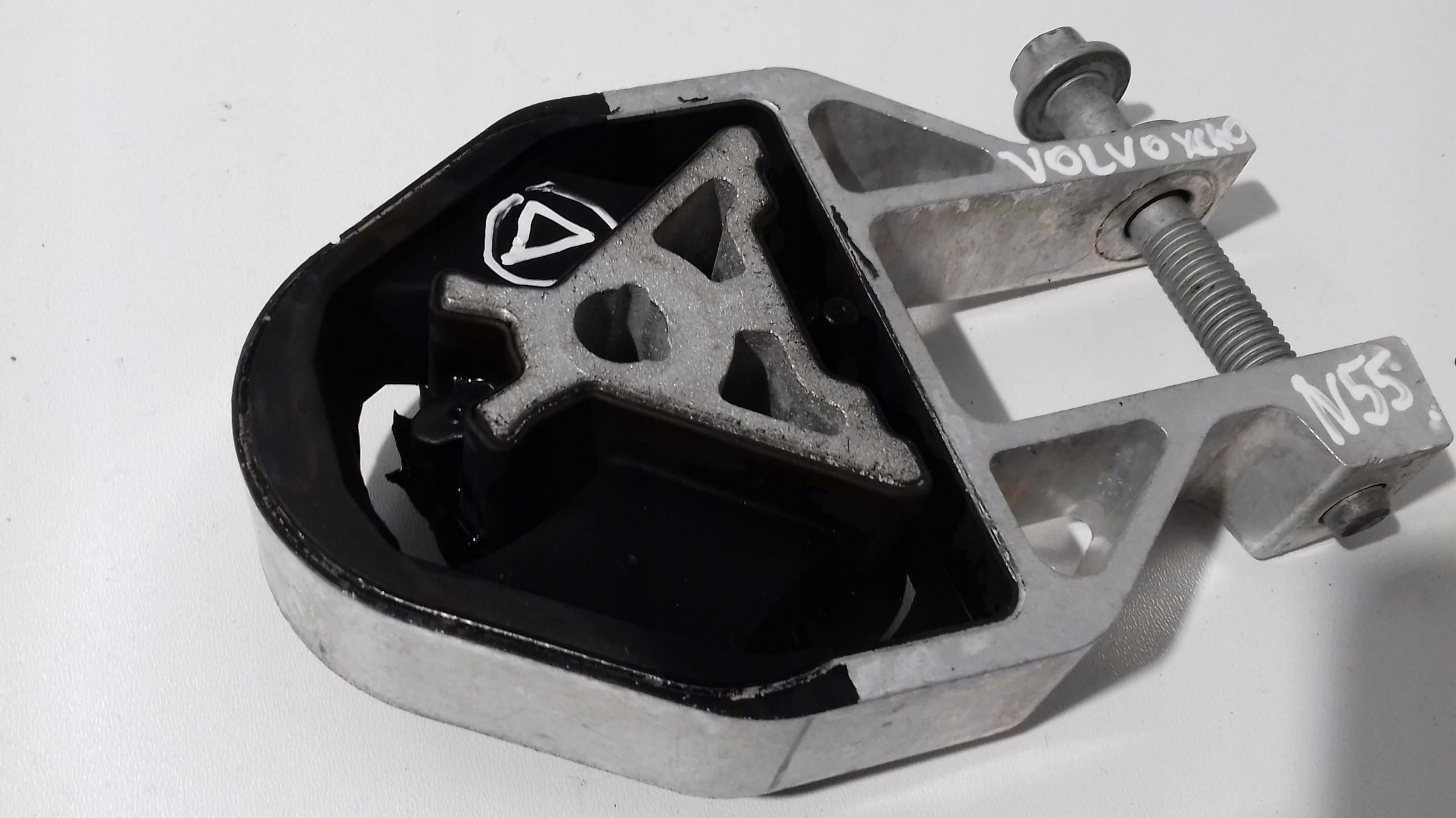 VOLVO XC40 2021 engine mount airbag 8888763927