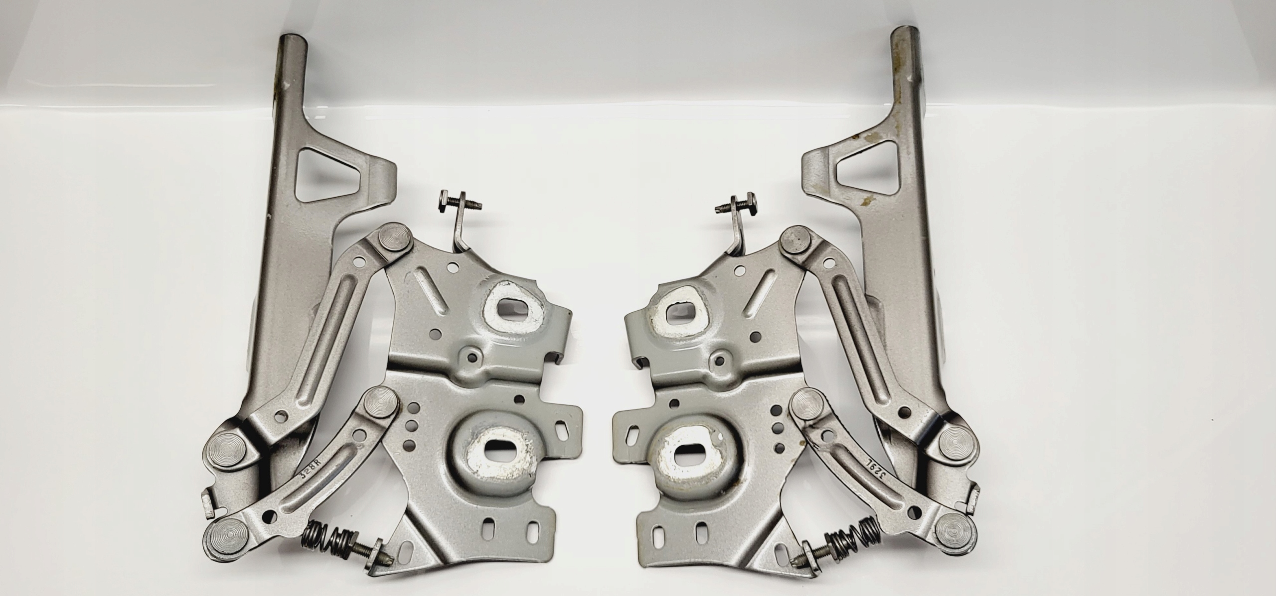 MINI CLUBMAN 735135809, 735135709 ZAWIASY MASKI,TELESKOP, SIŁOWNIK MASKI