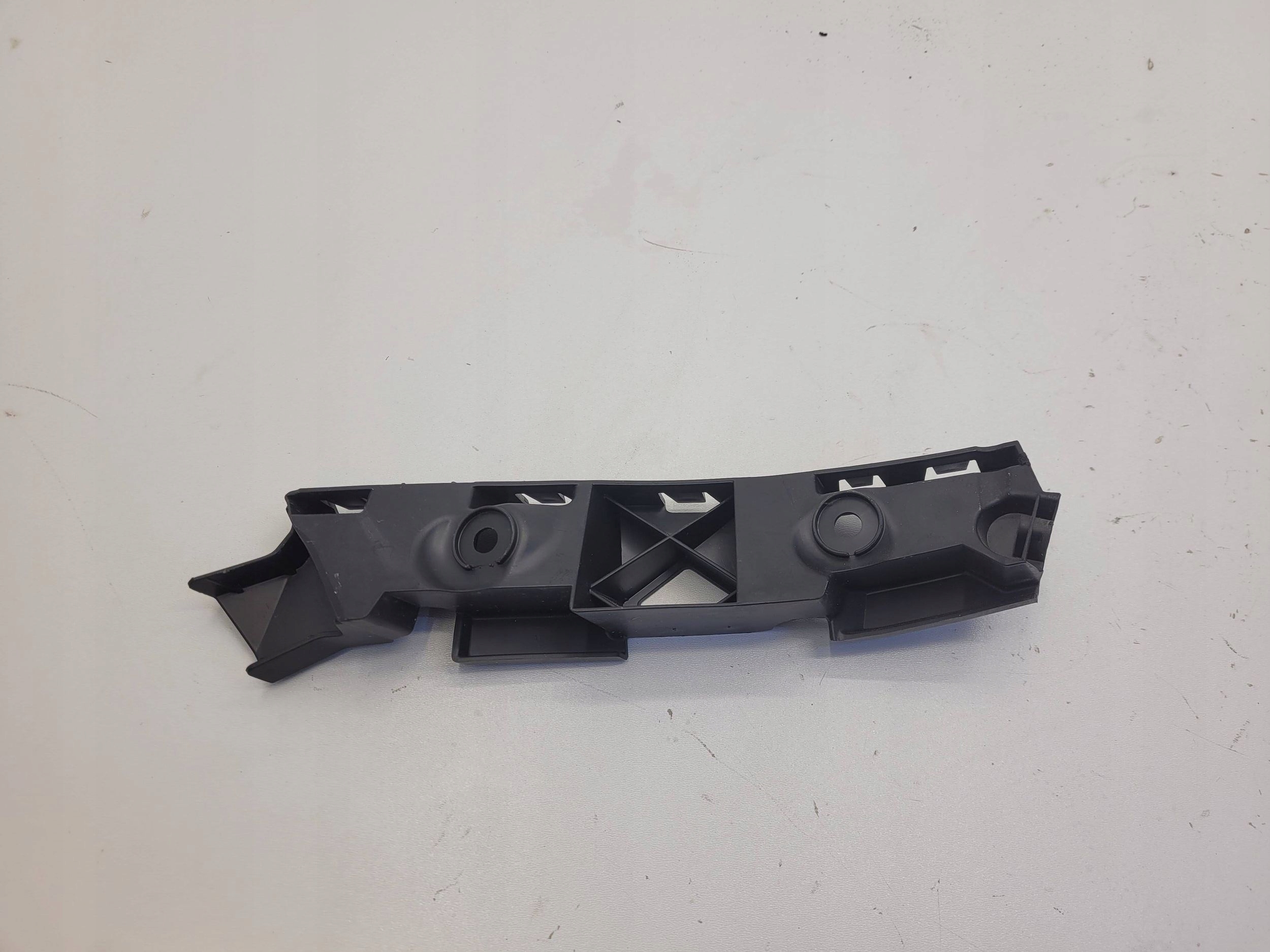 SEAT ATECA bumper bracket left rear part 575807739 16R