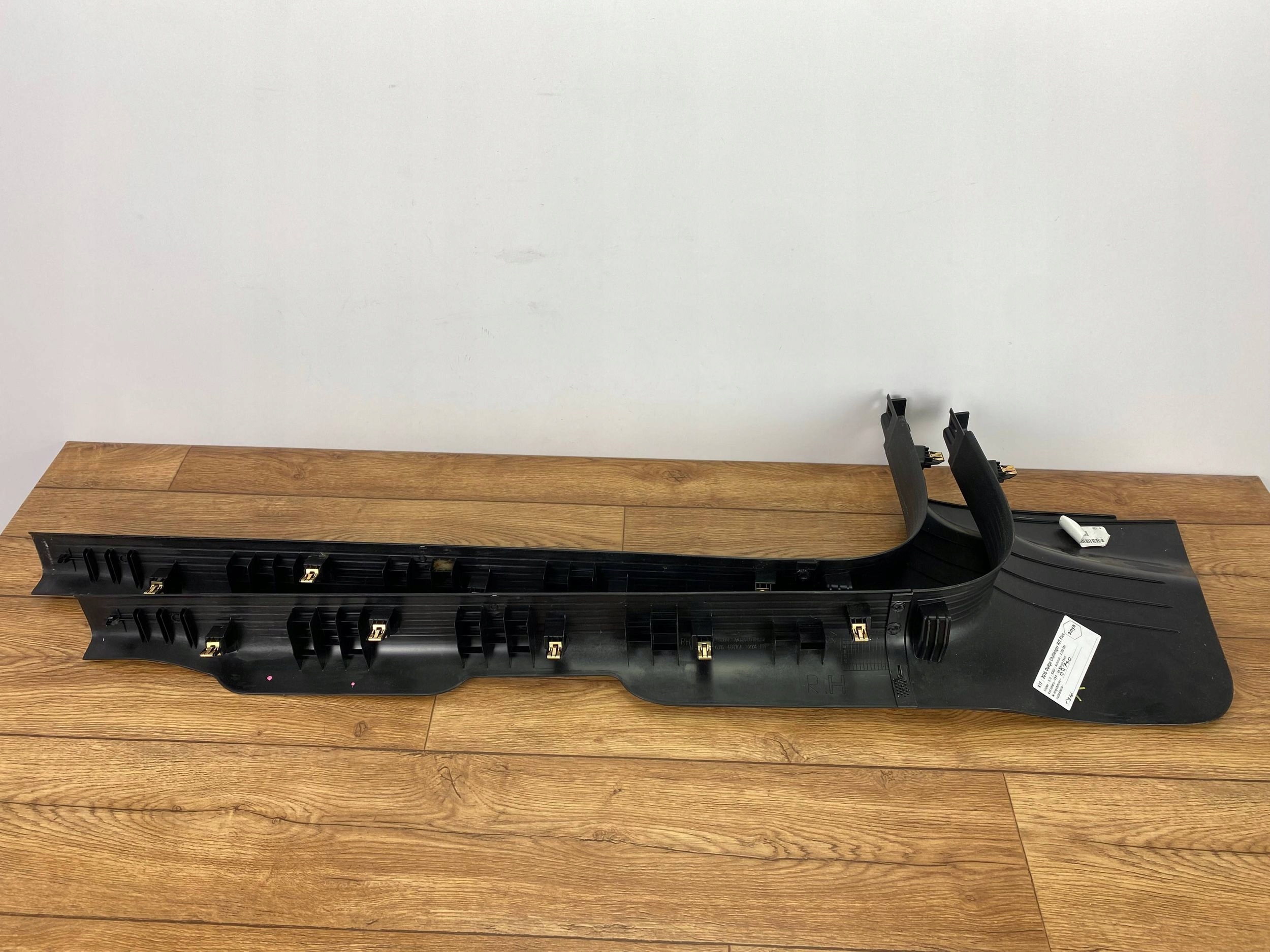 cap threshold door przednich Dodge Challenger 2015+