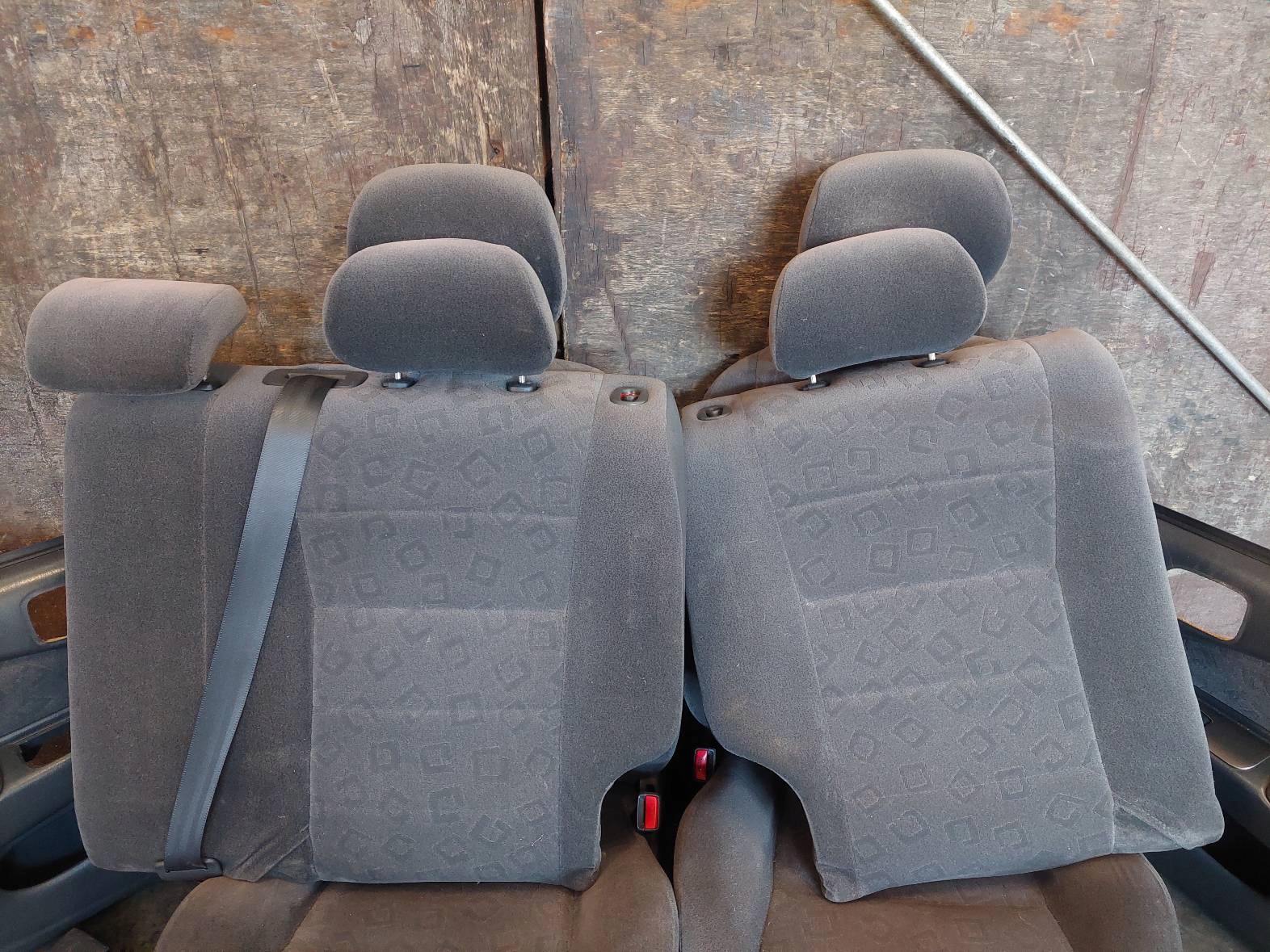 KOMPLET seats front + seat rear part + side TOYOTA COROLLA E11 LIFT