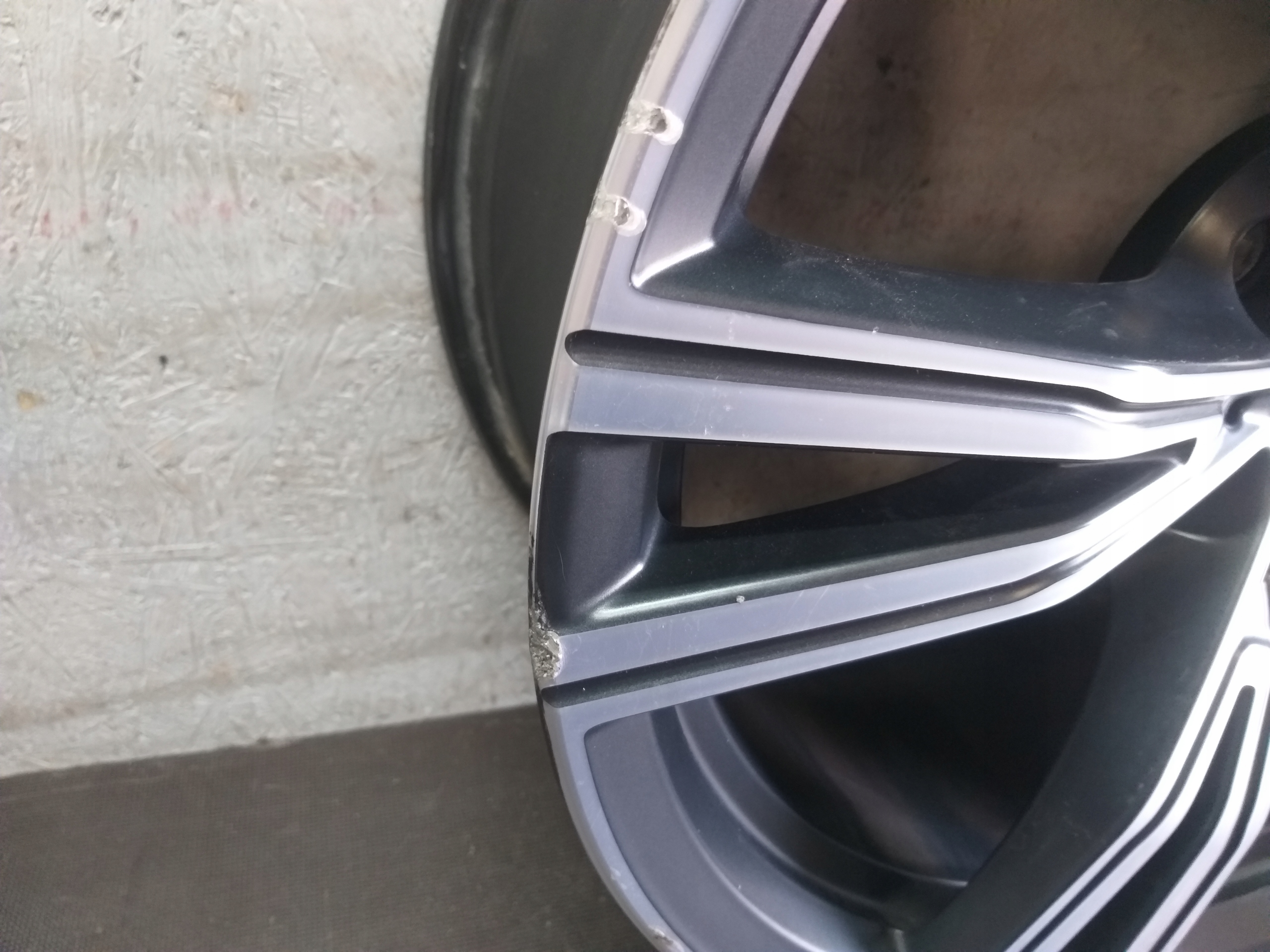 disk hliníkový BMW 8J 19" 5X112 ET27 8089896