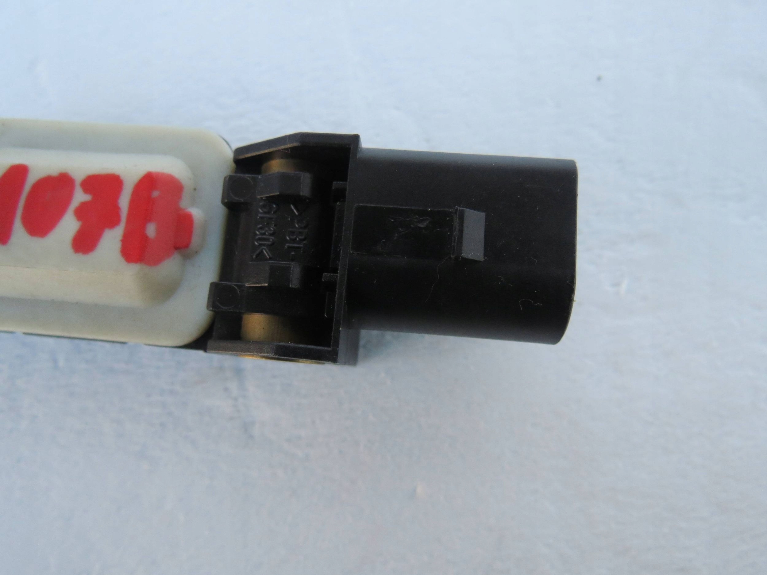 impact sensor airbag PORSCHE CAYENNE 4.8 V8 4B0959643E