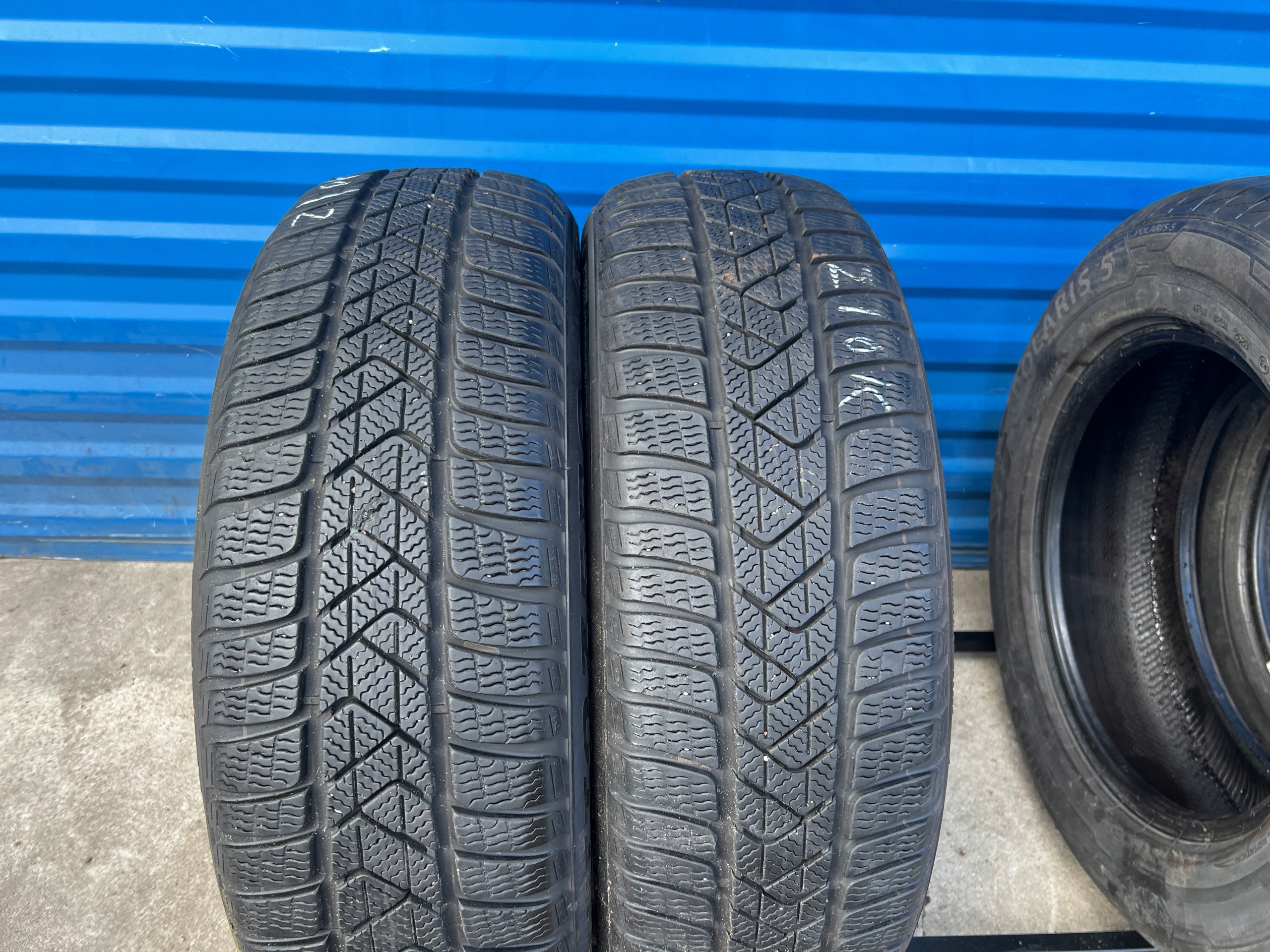 OPONY ZIMA PIRELLI SOTTOZERO 3 215/40/18