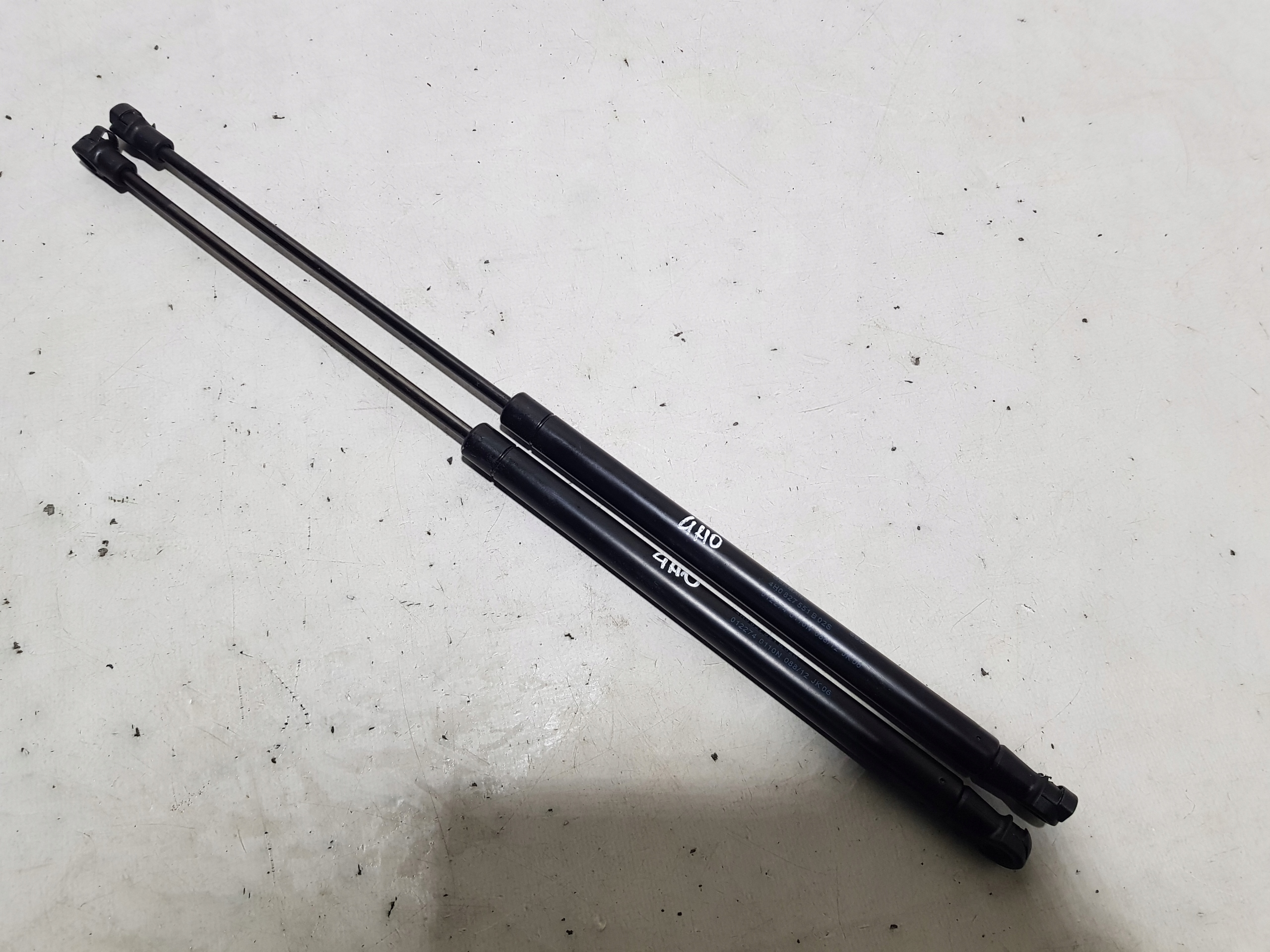 AUDI A8 D4 4H SILOWNIKI bonnet boot KOMPLET