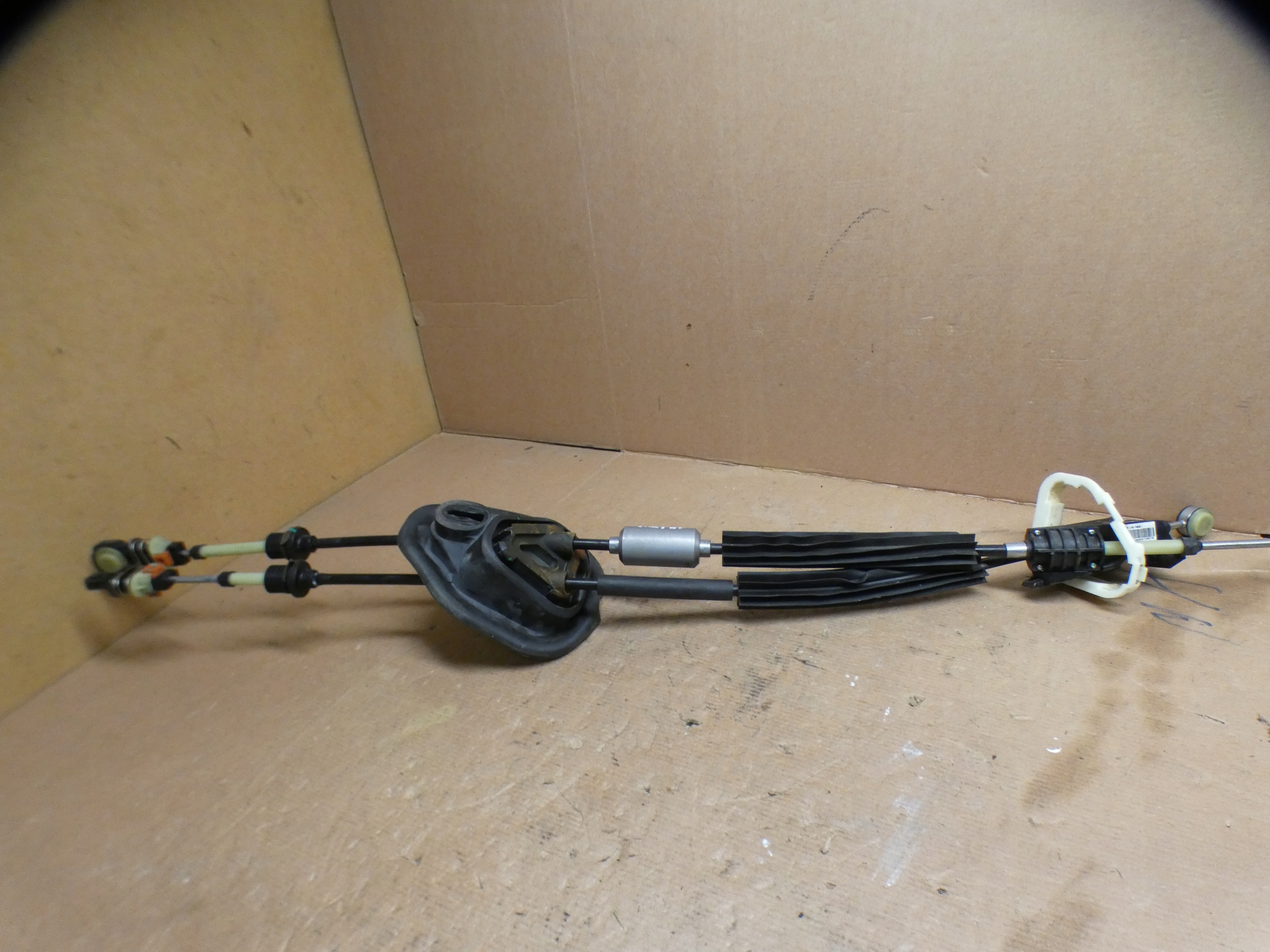Câble Mécanisme levier vitesse Engrenage Opel Corsa Peugeot 2008 II A005A1