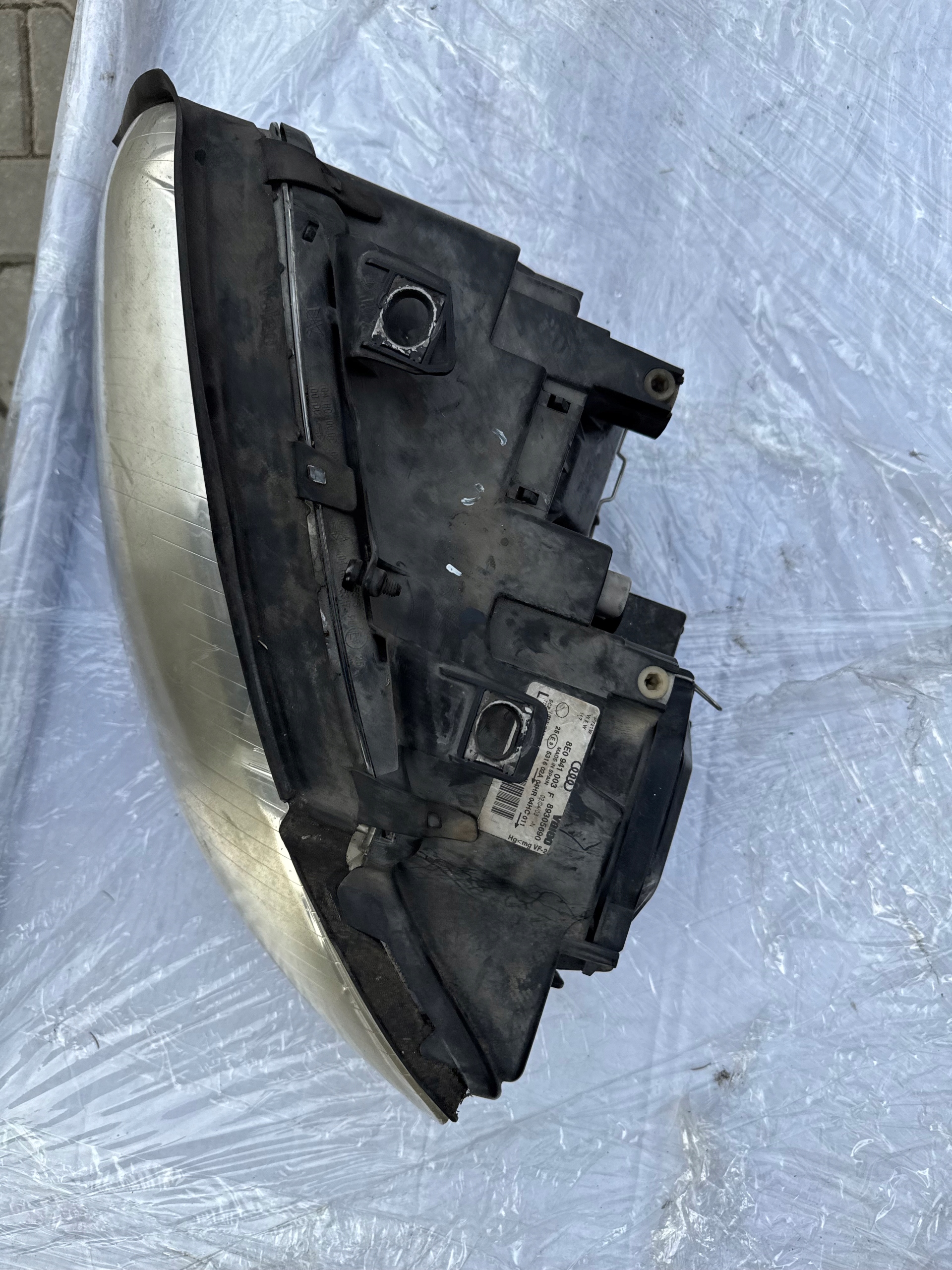 Audi A4 B6 01-05 light right front REFLEKTOR right front OE 8E0941003F